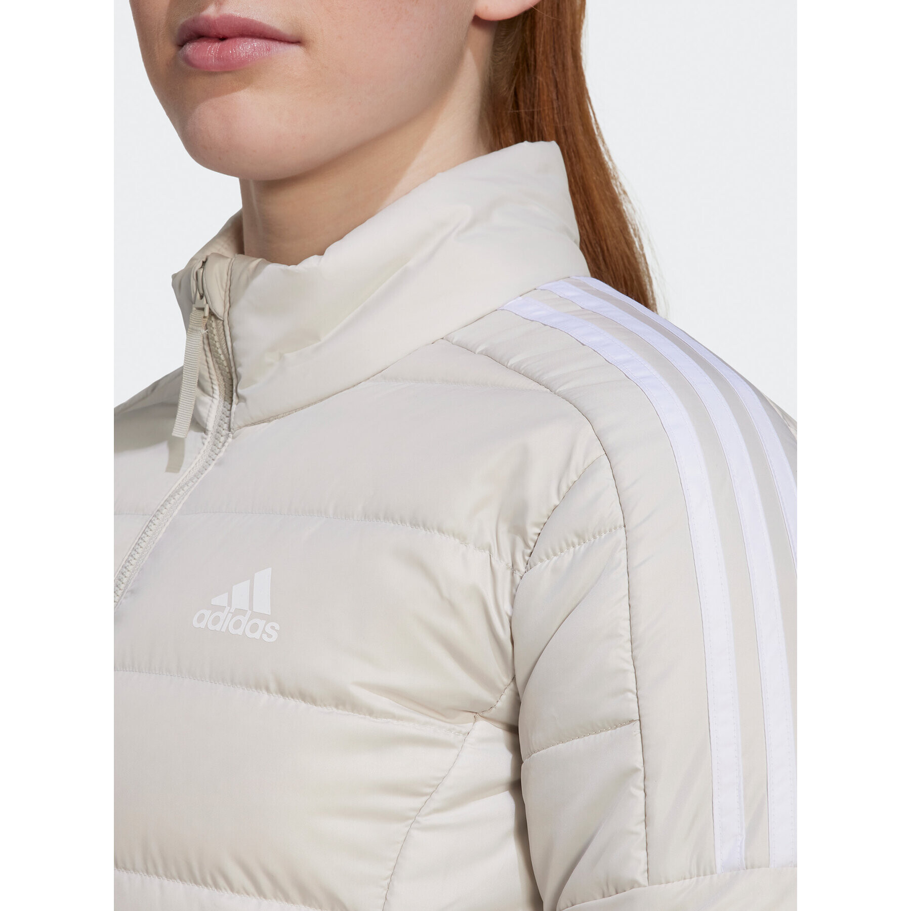 adidas Geacă din puf Essentails Down HK4664 Écru Slim Fit - Pled.ro