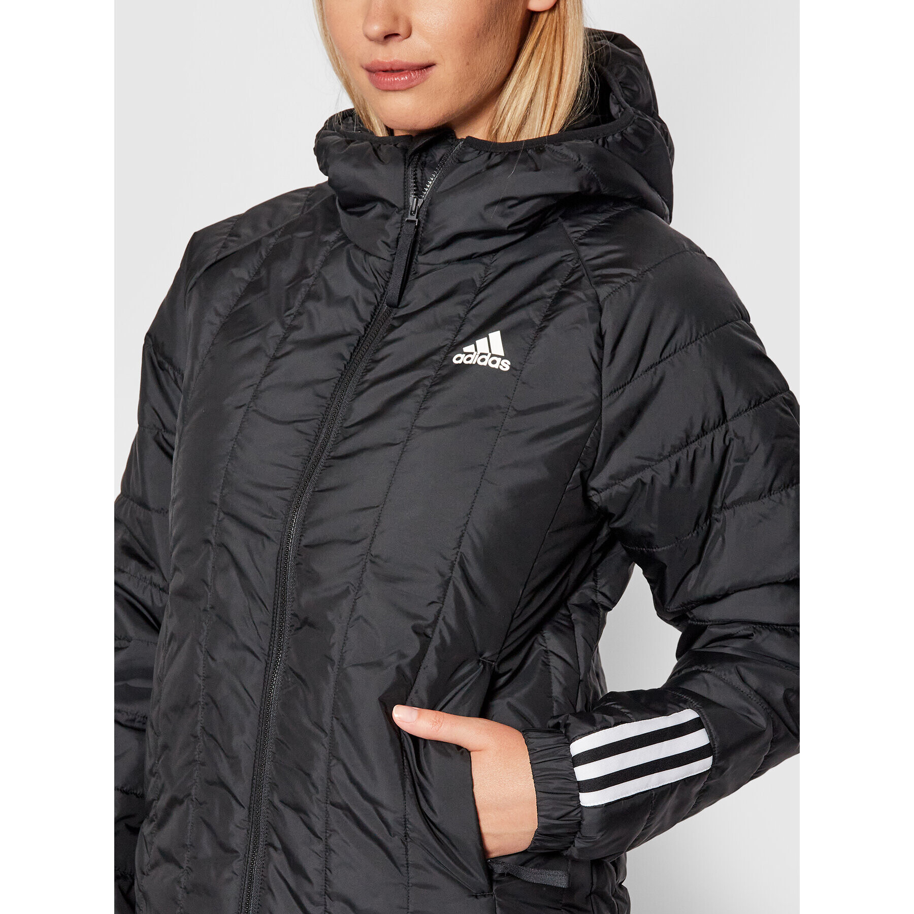 adidas Geacă din puf Itavic 3-Stripes GU3957 Negru Regular Fit - Pled.ro