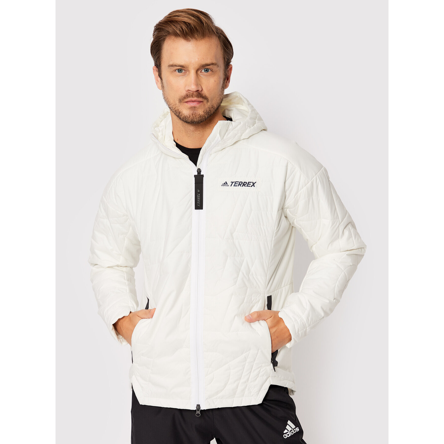 adidas Geacă din puf Terrex Myshelter Primaloft GQ3697 Écru Regular Fit - Pled.ro