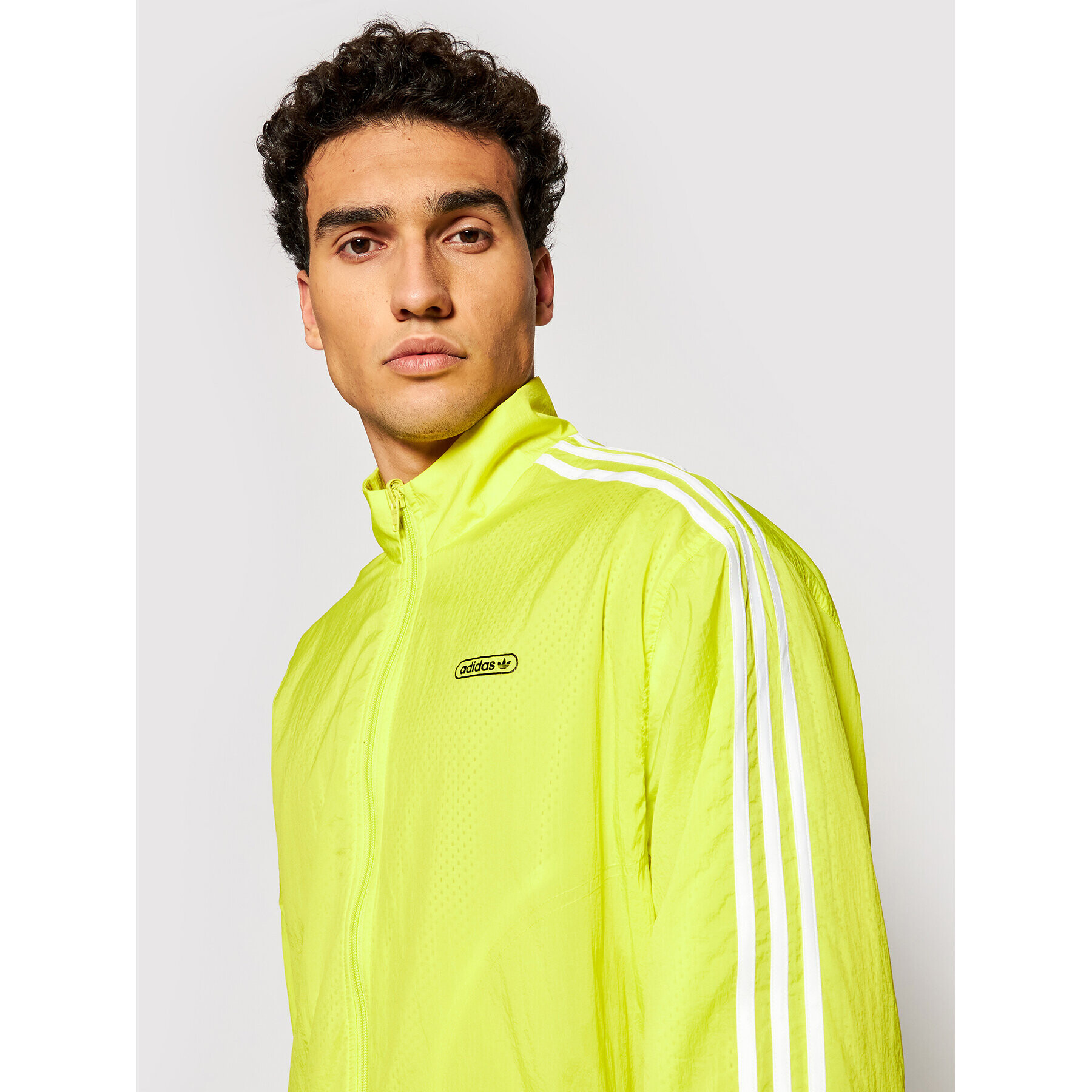 adidas Geacă Reverse Track GN3818 Galben Regular Fit - Pled.ro