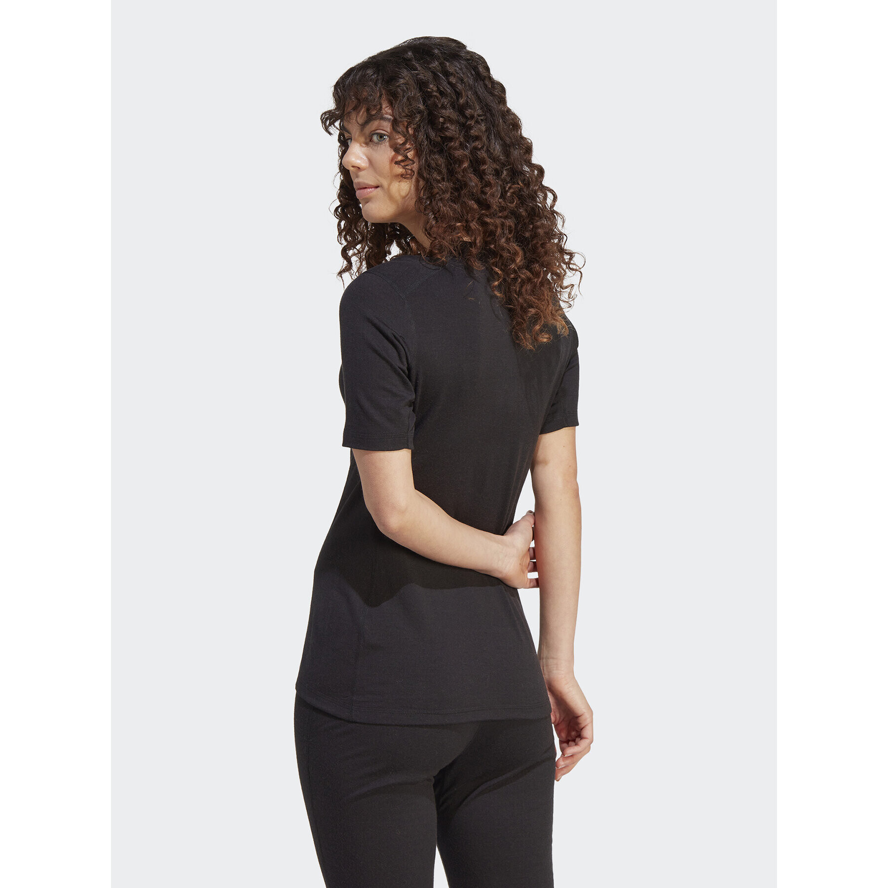 adidas Lenjerie de corp termoactivă partea de sus Xperior Merino 200 HZ8553 Negru Slim Fit - Pled.ro