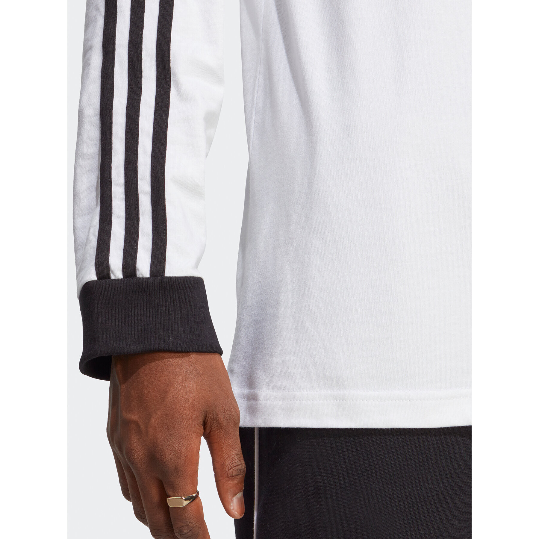 adidas Longsleeve Adicolor Classics 3-Stripes Long-Sleeve Top IA4879 Alb Slim Fit - Pled.ro