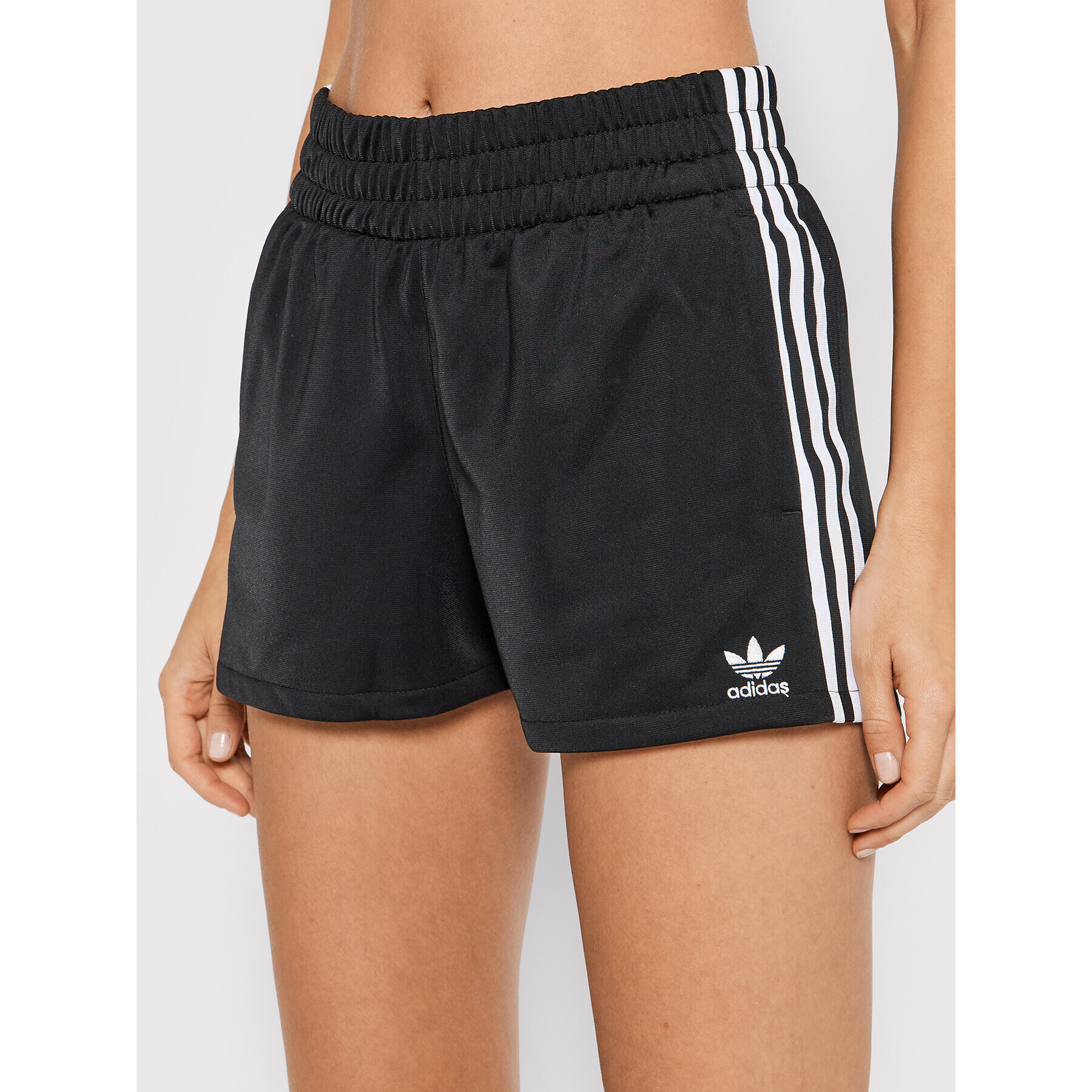 adidas Pantaloni scurți sport 3-Stripes FM2610 Negru Regular Fit - Pled.ro