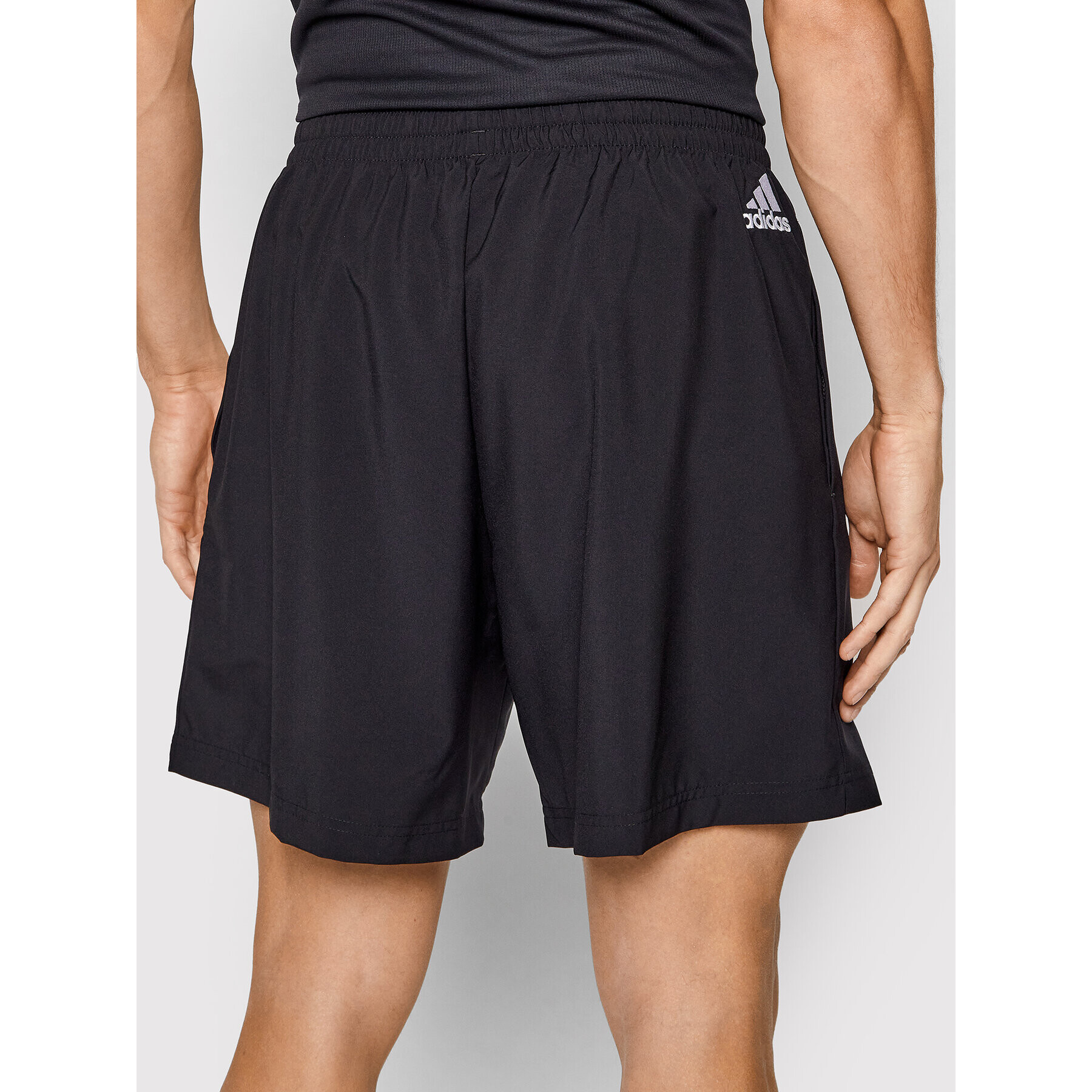 adidas Pantaloni scurți sport Aeroready Essentials Chelsea GK9607 Negru Regular Fit - Pled.ro