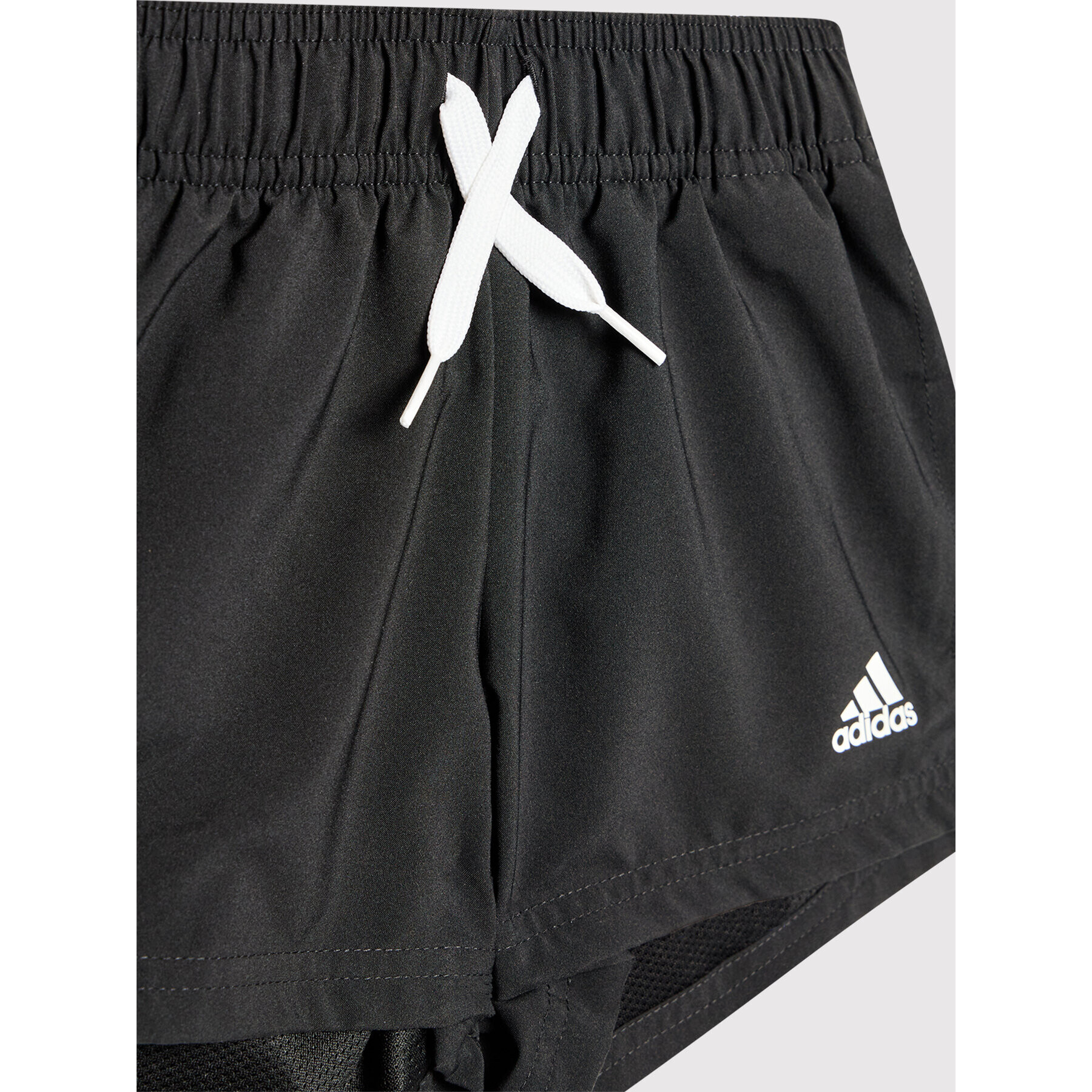 adidas Pantaloni scurți sport Essentials Chelsea GN4097 Negru Regular Fit - Pled.ro