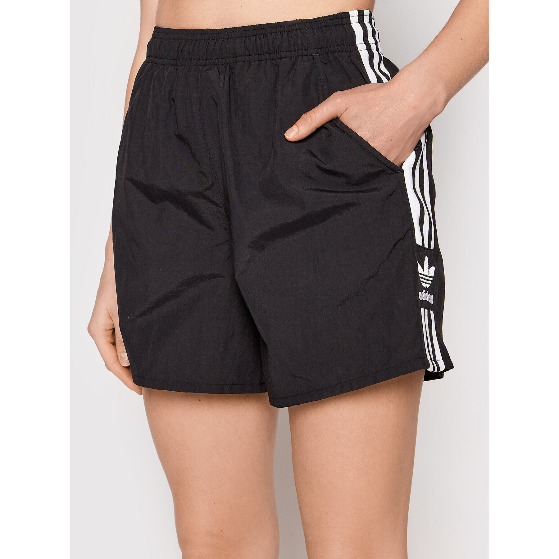 adidas Pantaloni scurți sport Originals FM2595 Negru Regular Fit - Pled.ro