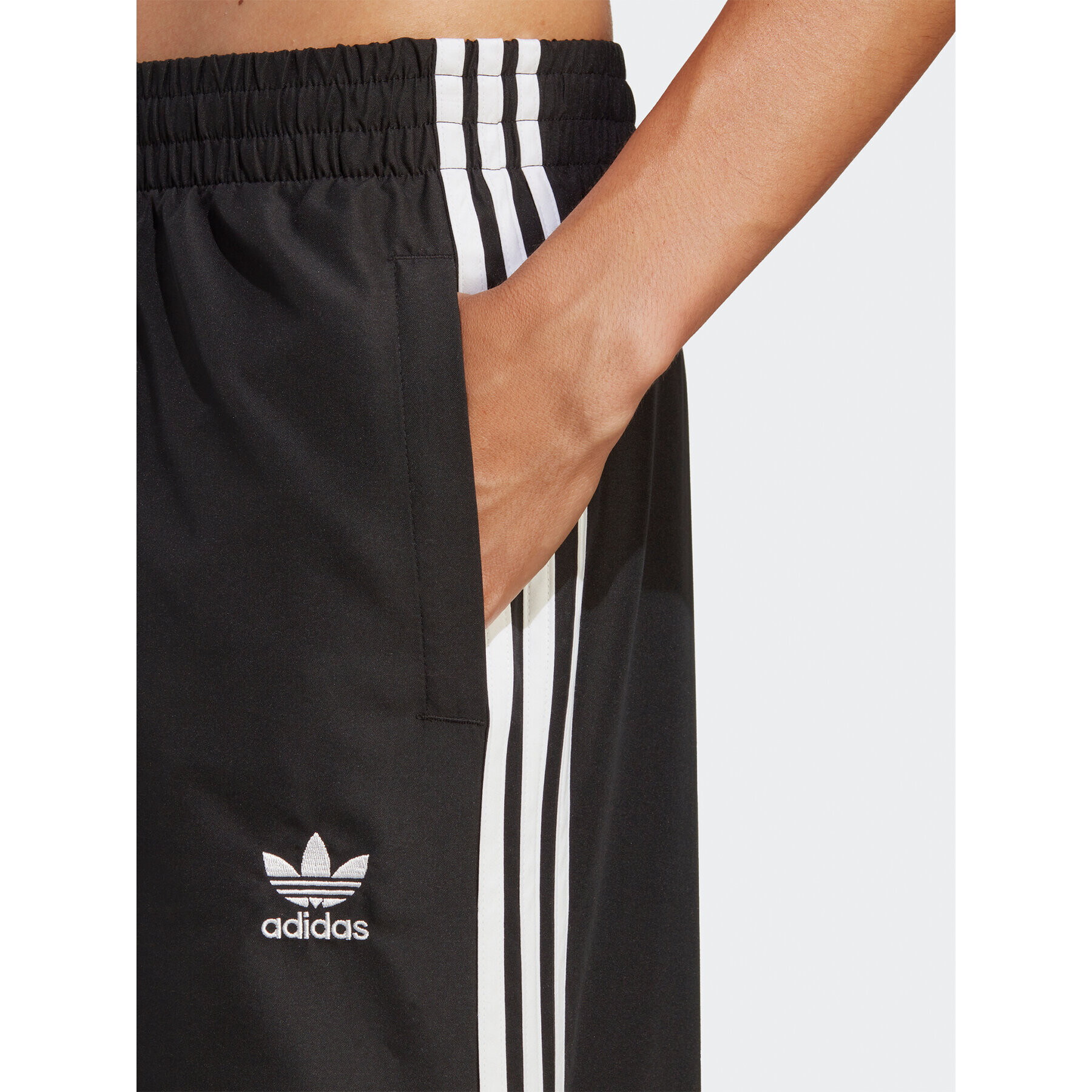 adidas Pantaloni scurți pentru înot Originals Adicolor 3-Stripes Swim Shorts HT4406 Negru Regular Fit - Pled.ro