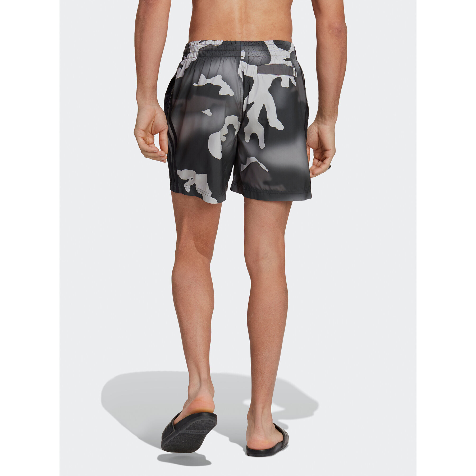 adidas Pantaloni scurți pentru înot Originals Camo Swim Shorts HT4415 Negru Regular Fit - Pled.ro