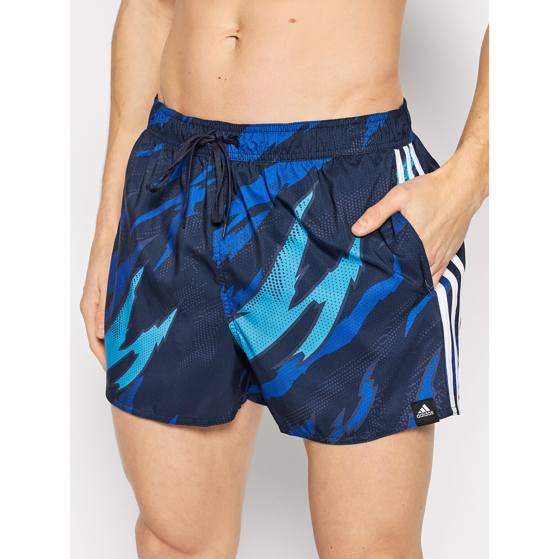 adidas Pantaloni scurți pentru înot Very Length Graphic HA1368 Bleumarin Regular Fit - Pled.ro