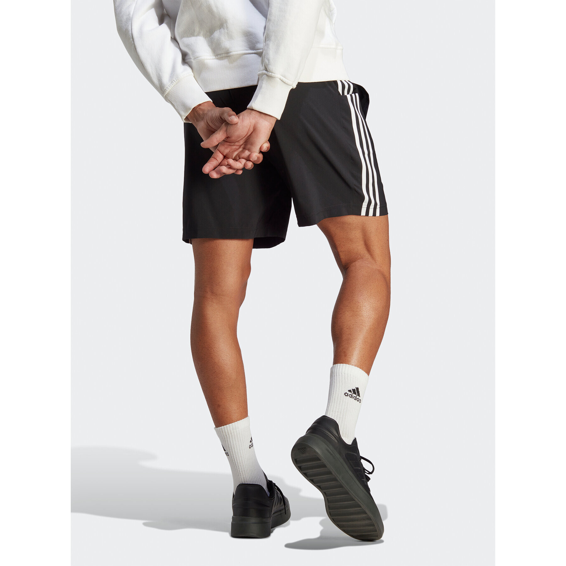 adidas Pantaloni scurți sport AEROREADY Essentials Chelsea 3-Stripes Shorts IC1484 Negru Regular Fit - Pled.ro