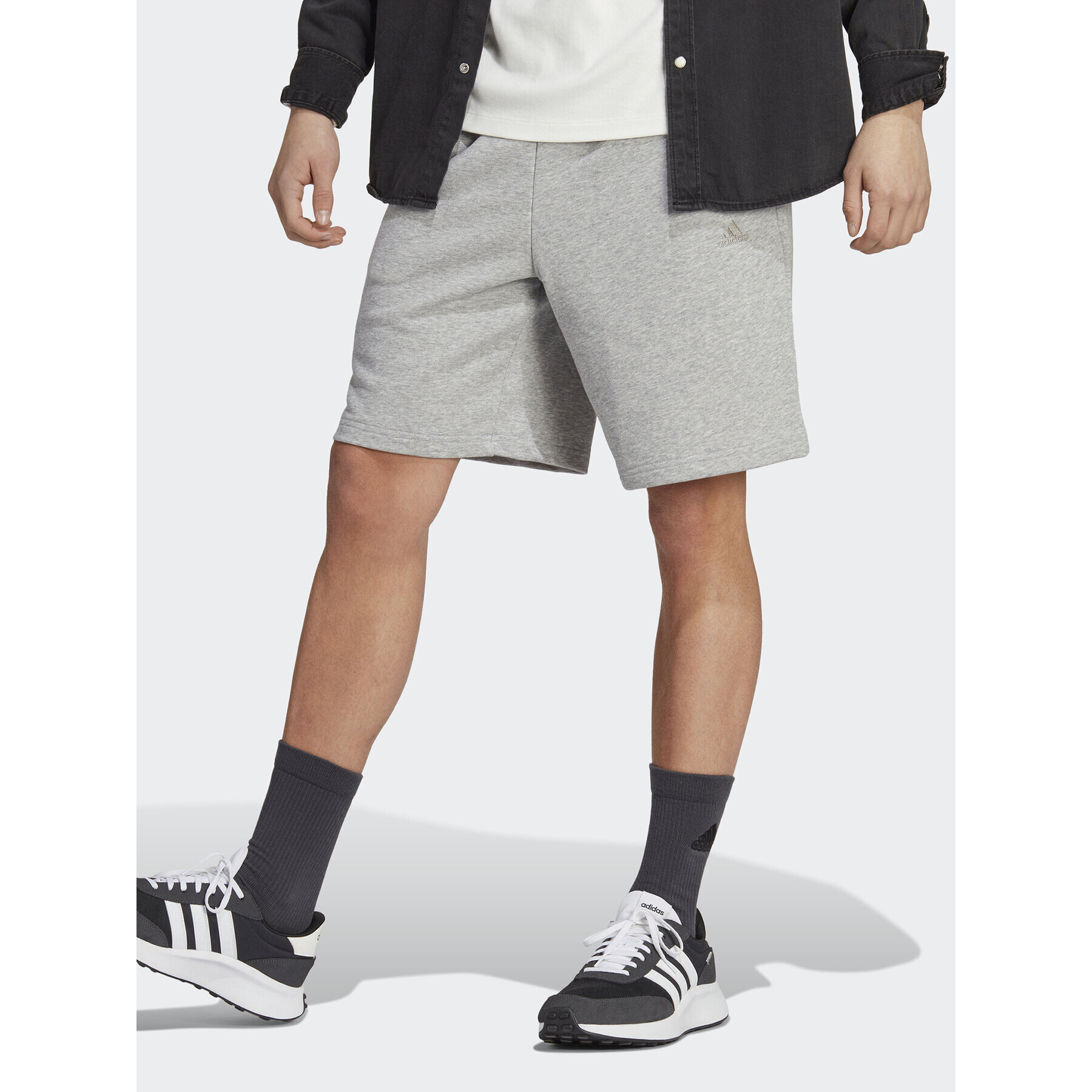 adidas Pantaloni scurți sport ALL SZN French Terry Shorts IC9816 Gri Regular Fit - Pled.ro