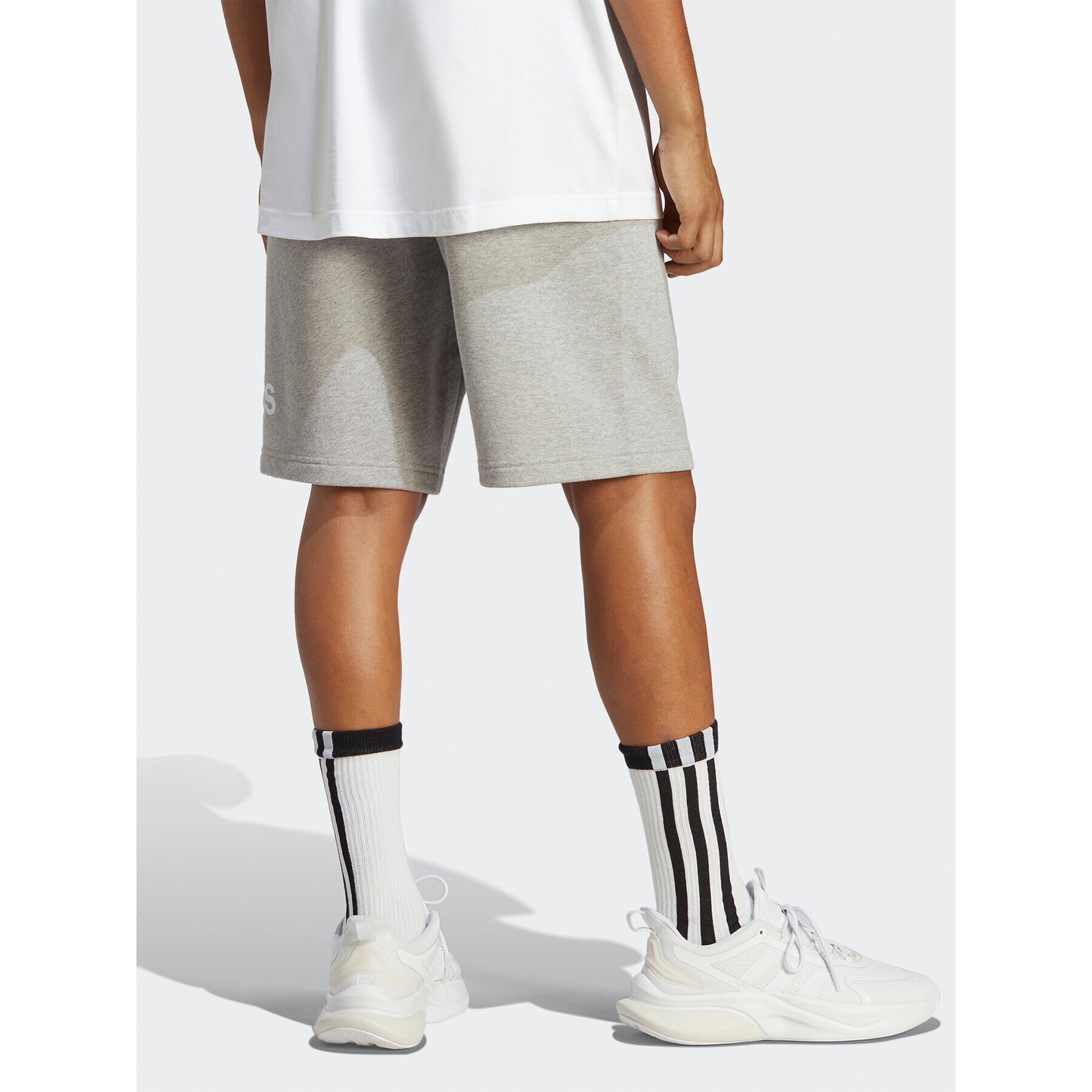 adidas Pantaloni scurți sport Essentials Big Logo IC9403 Gri Regular Fit - Pled.ro