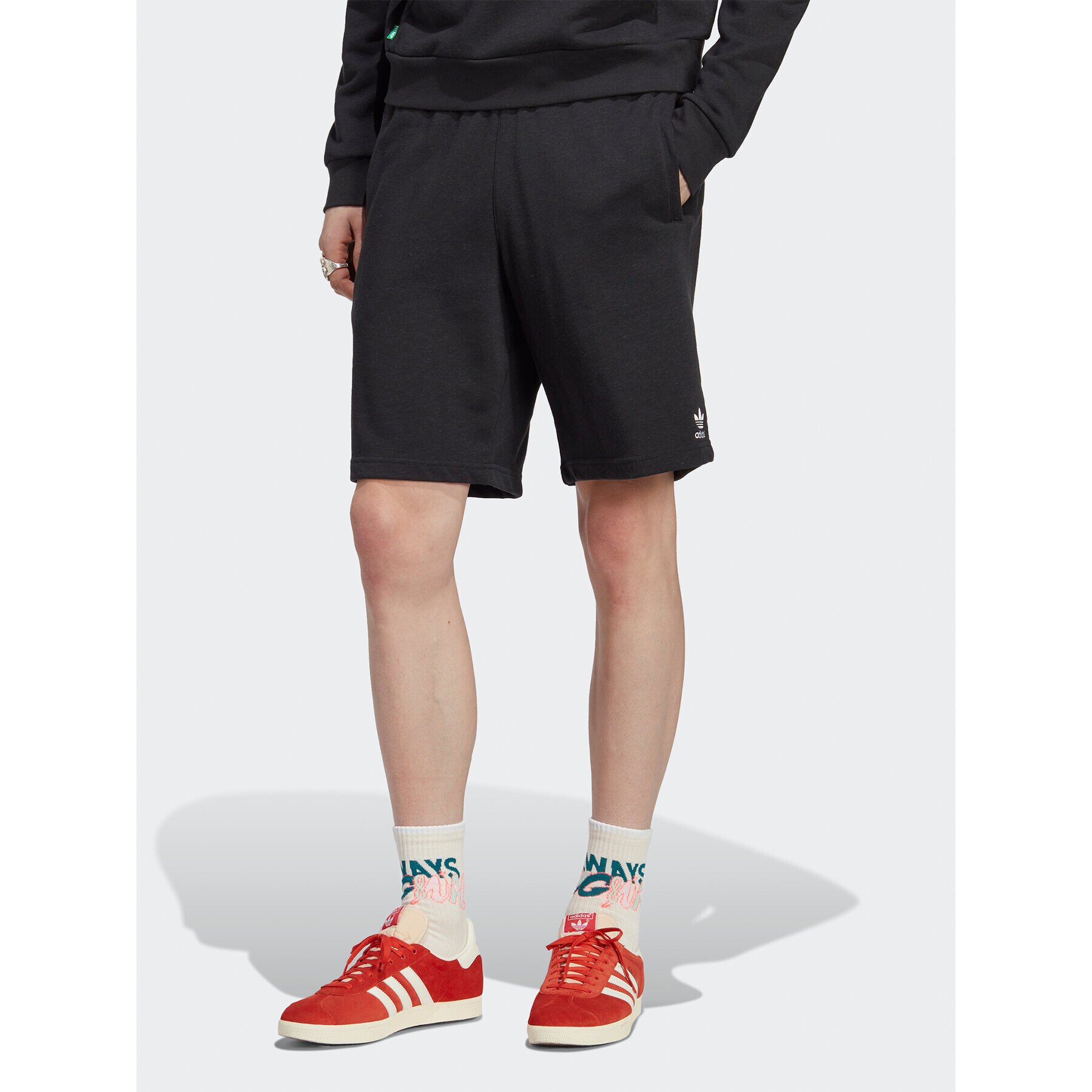 adidas Pantaloni scurți sport Essentials+ Made With Hemp Shorts HR8617 Negru Regular Fit - Pled.ro