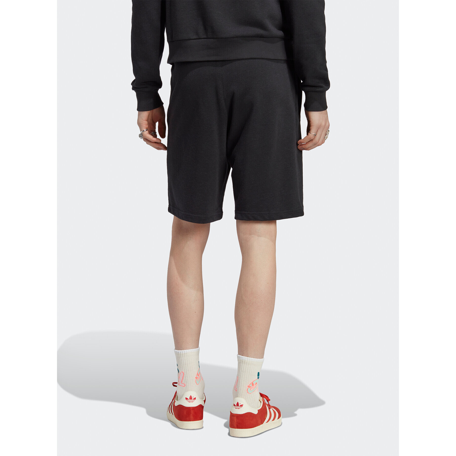 adidas Pantaloni scurți sport Essentials+ Made With Hemp Shorts HR8617 Negru Regular Fit - Pled.ro