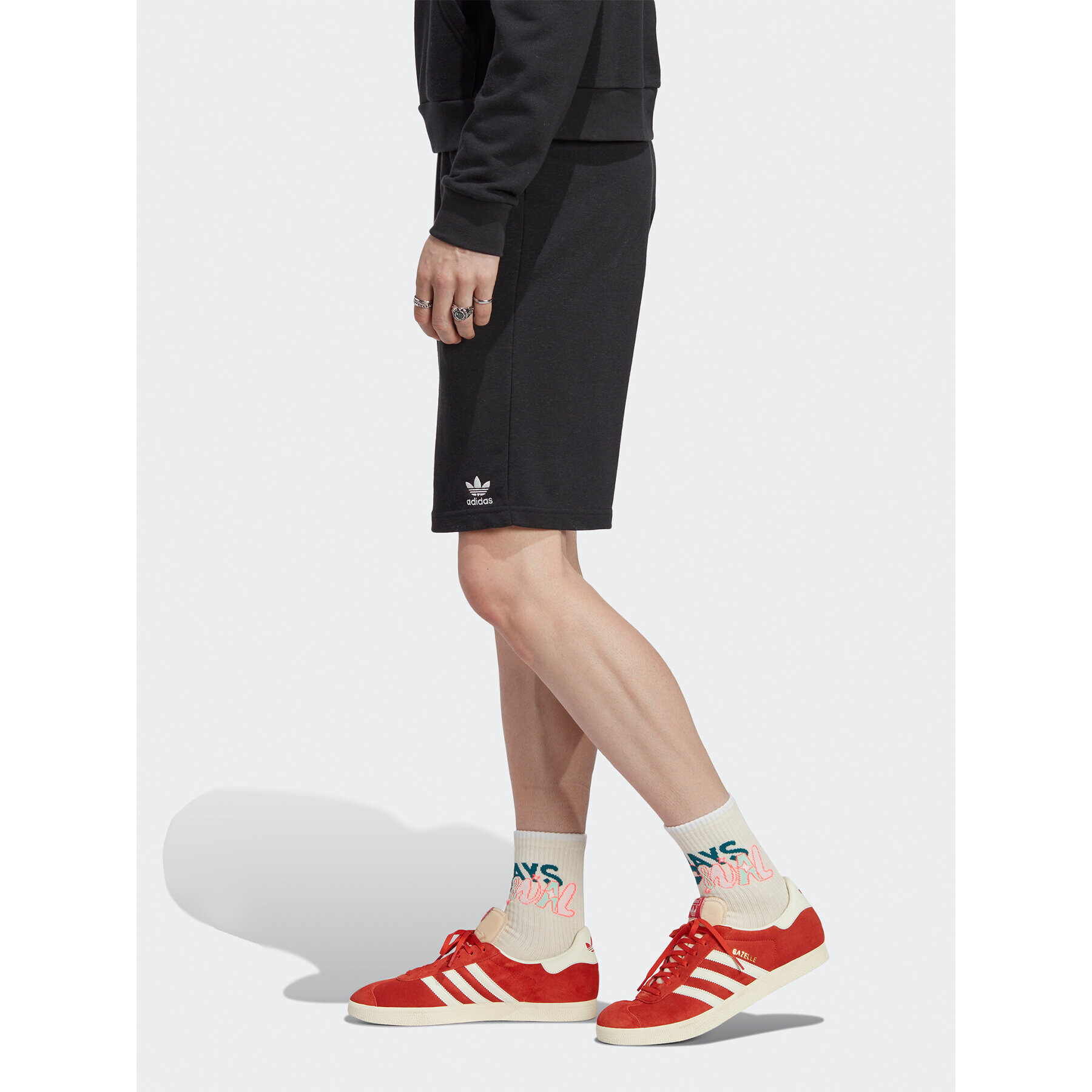 adidas Pantaloni scurți sport Essentials+ Made With Hemp Shorts HR8617 Negru Regular Fit - Pled.ro