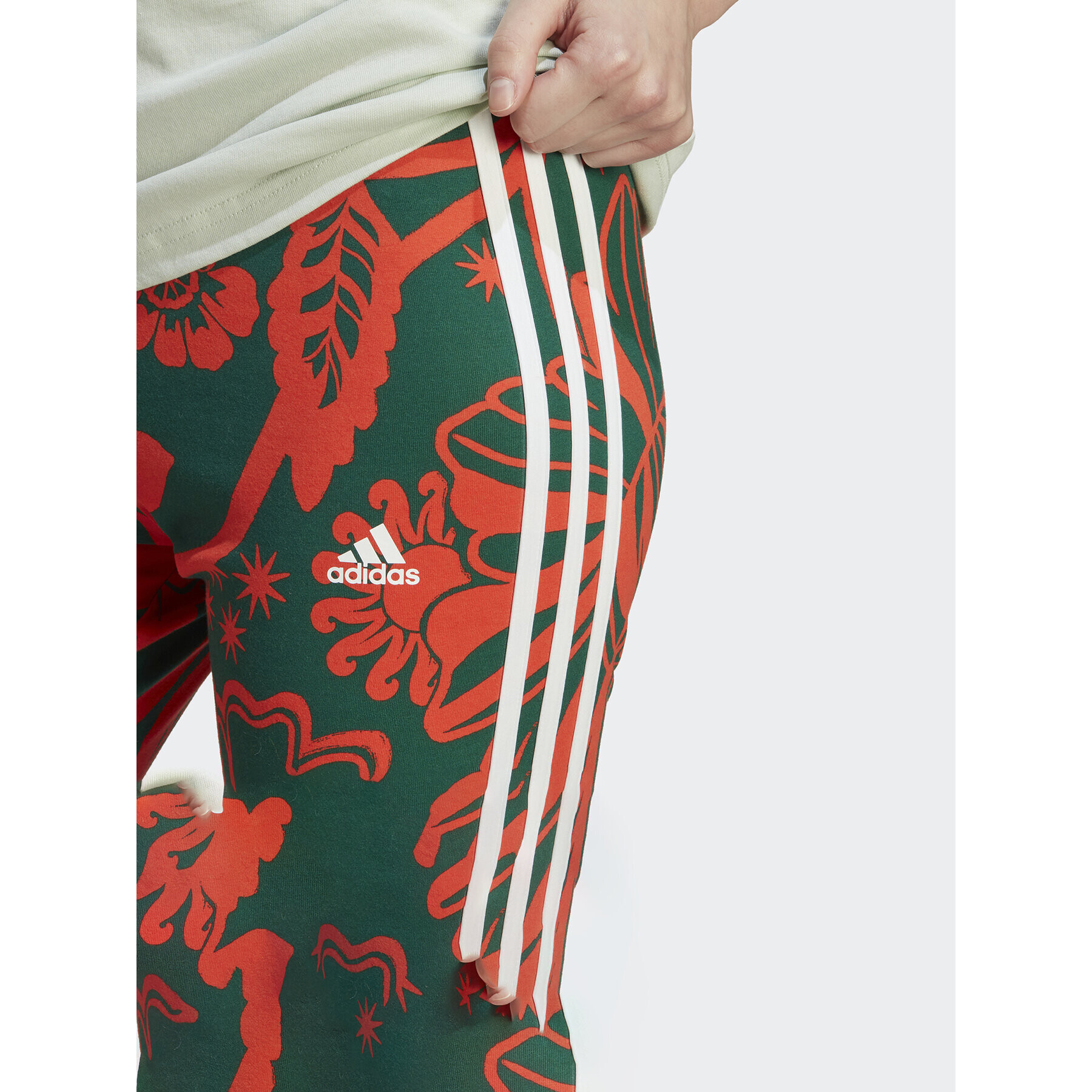 adidas Pantaloni scurți sport FARM Rio IM2382 Colorat Tight Fit - Pled.ro