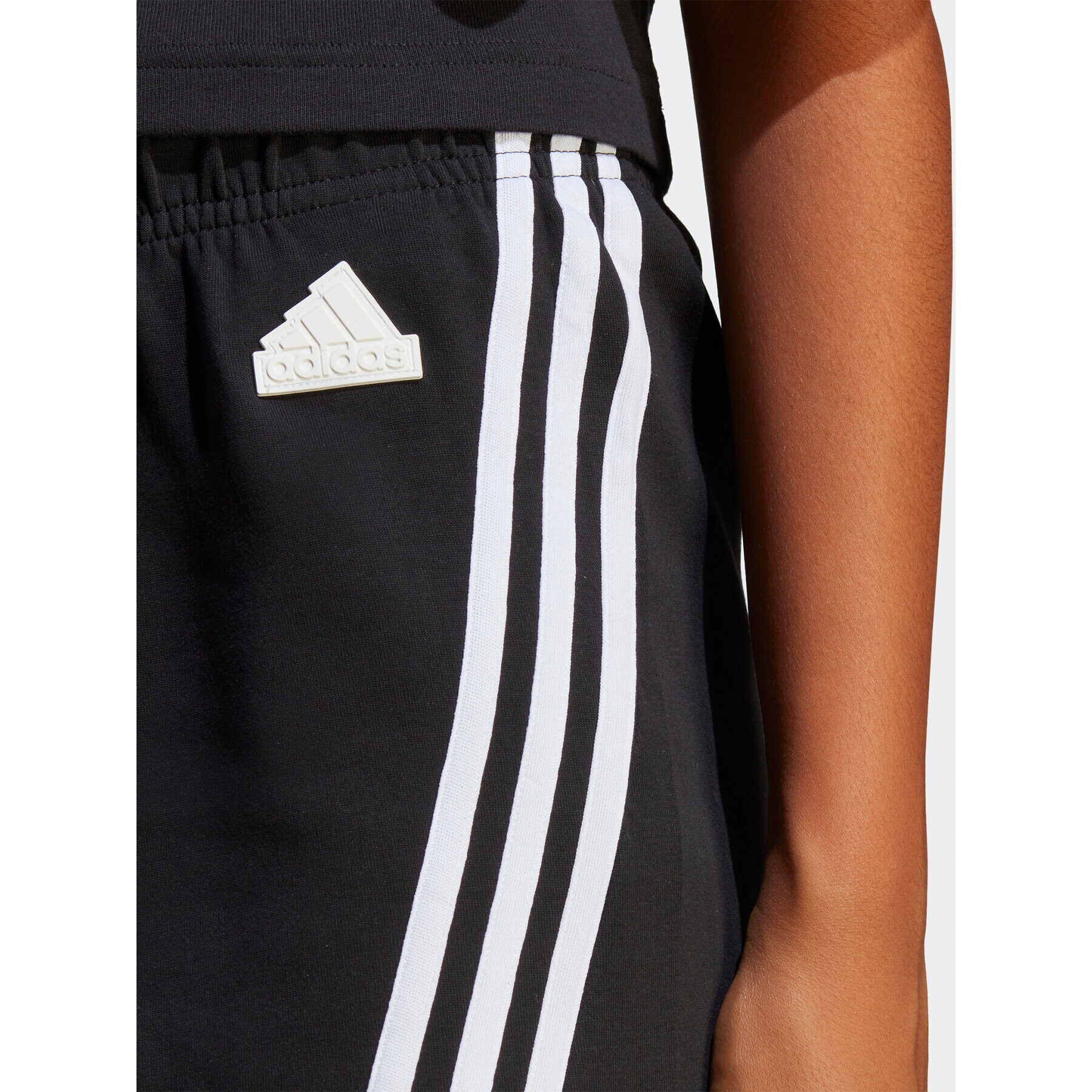 adidas Pantaloni scurți sport Future Icons 3-Stripes Shorts HT4712 Negru Regular Fit - Pled.ro