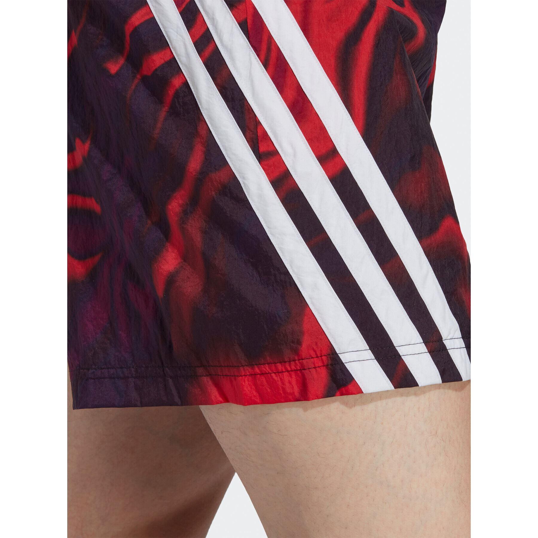 adidas Pantaloni scurți sport Future Icons Allover Print Shorts IC8253 Roșu Regular Fit - Pled.ro