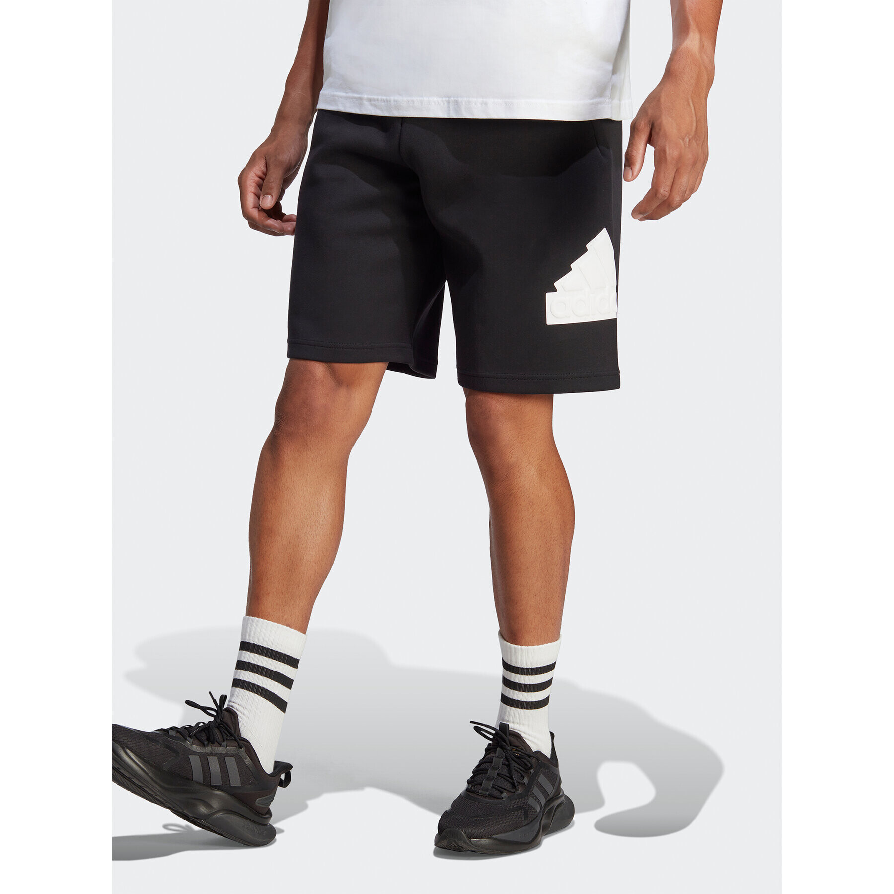 adidas Pantaloni scurți sport Future Icons Badge of Sport Shorts IC3737 Negru Regular Fit - Pled.ro