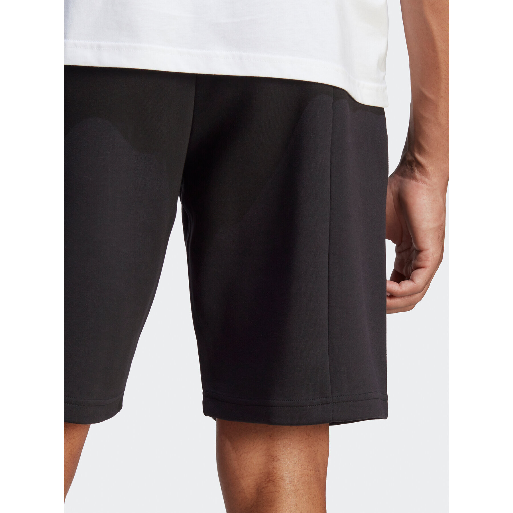 adidas Pantaloni scurți sport Future Icons Badge of Sport Shorts IC3737 Negru Regular Fit - Pled.ro