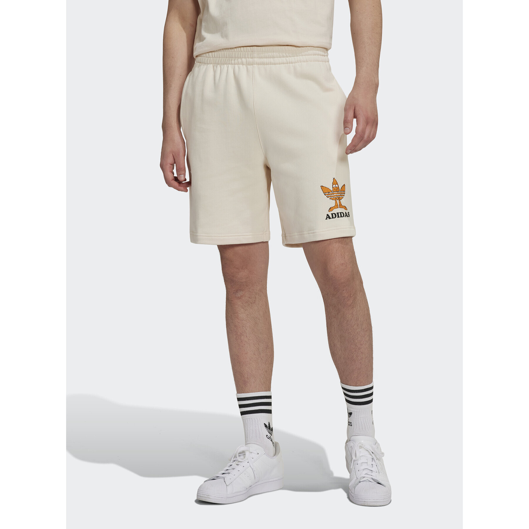 adidas Pantaloni scurți sport Graphic Fun HM2486 Bej Regular Fit - Pled.ro