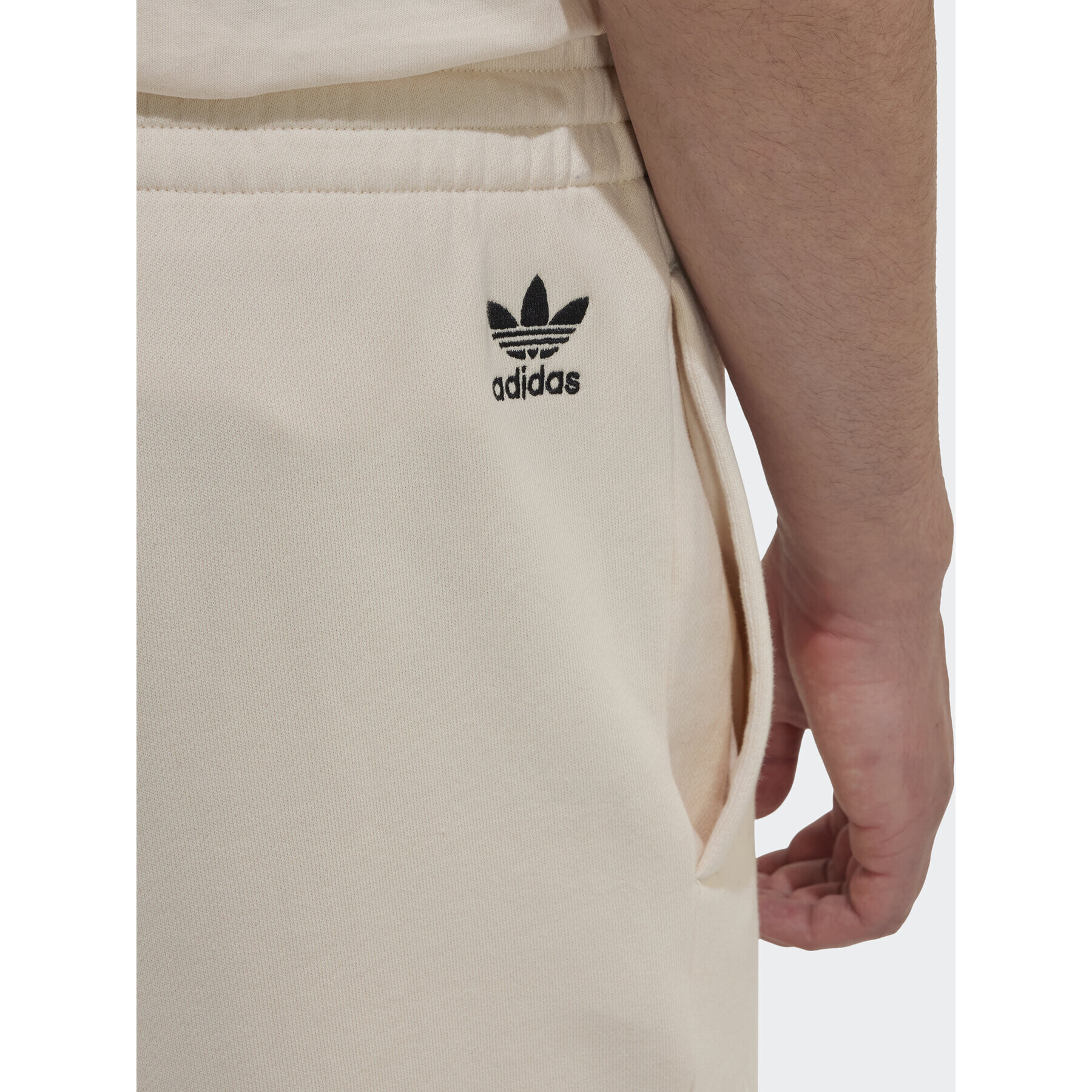 adidas Pantaloni scurți sport Graphic Fun HM2486 Bej Regular Fit - Pled.ro