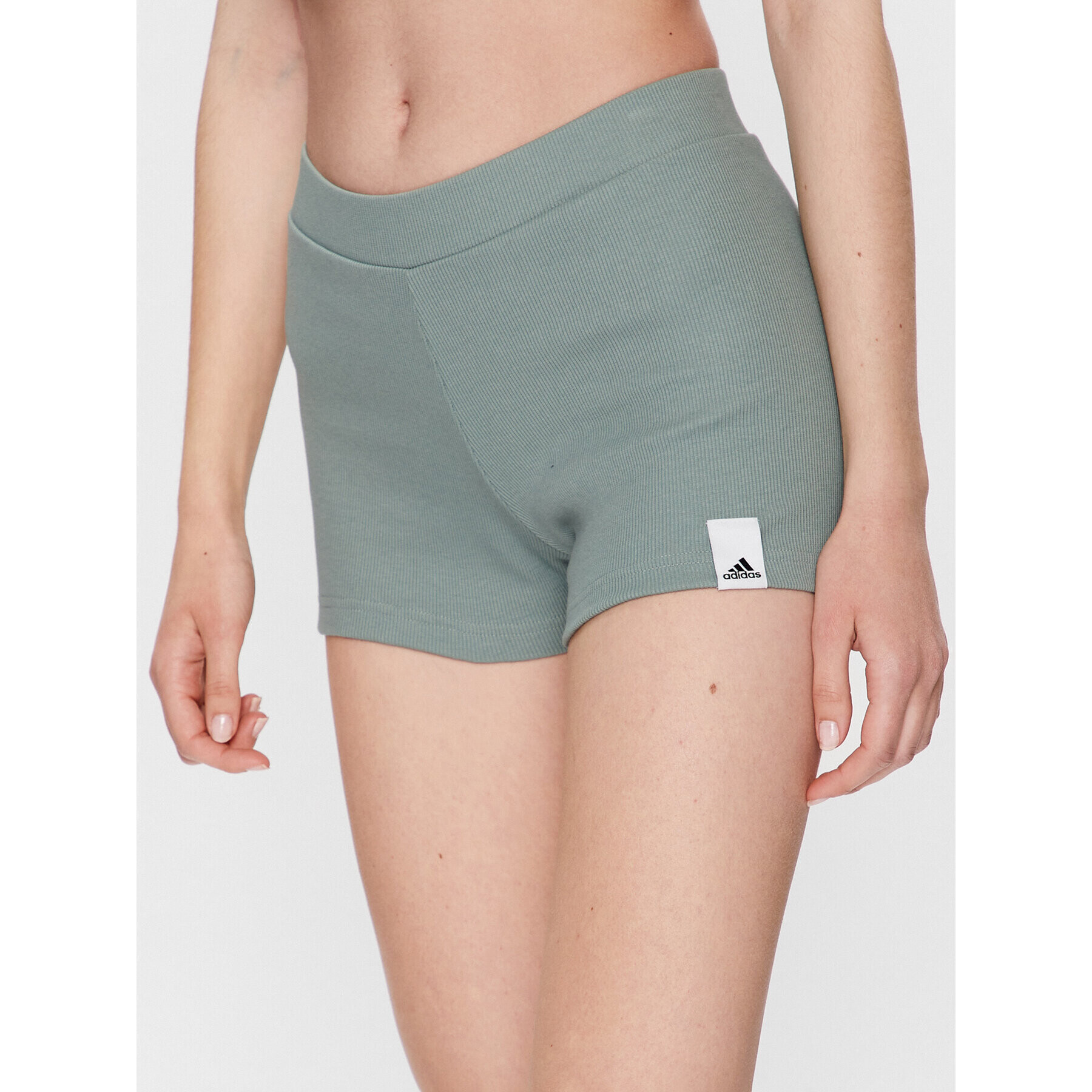 adidas Pantaloni scurți sport Lounge Rib Booty Shorts IC8759 Verde Fitted Fit - Pled.ro