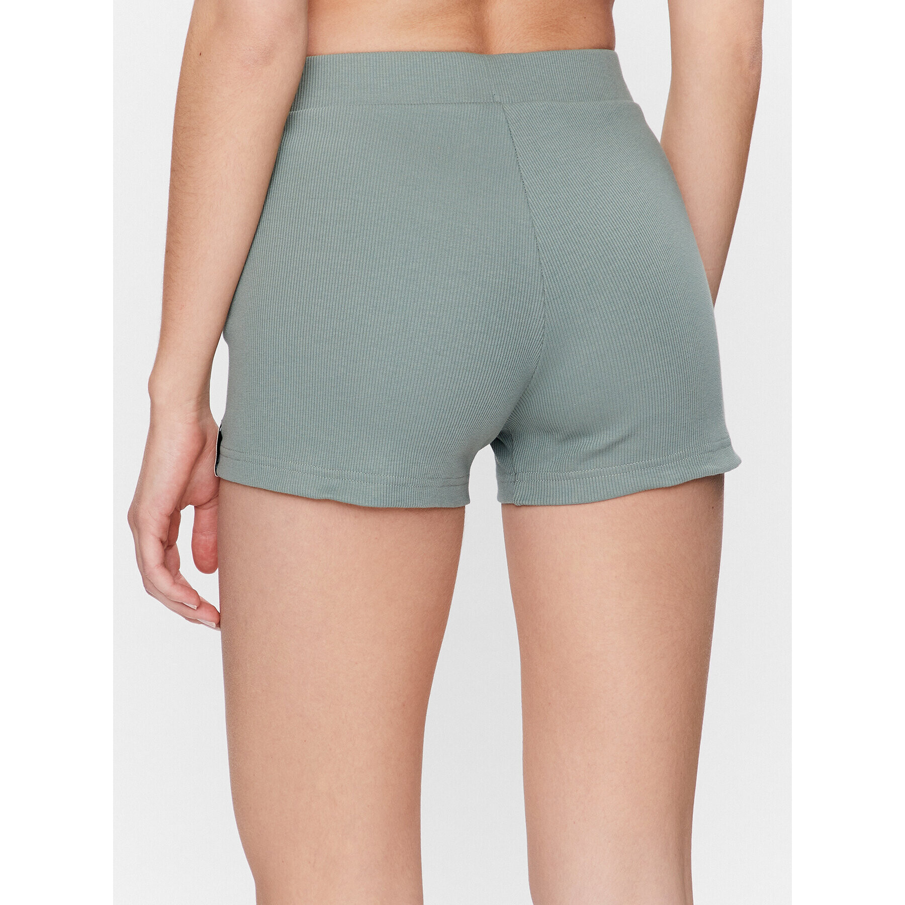 adidas Pantaloni scurți sport Lounge Rib Booty Shorts IC8759 Verde Fitted Fit - Pled.ro