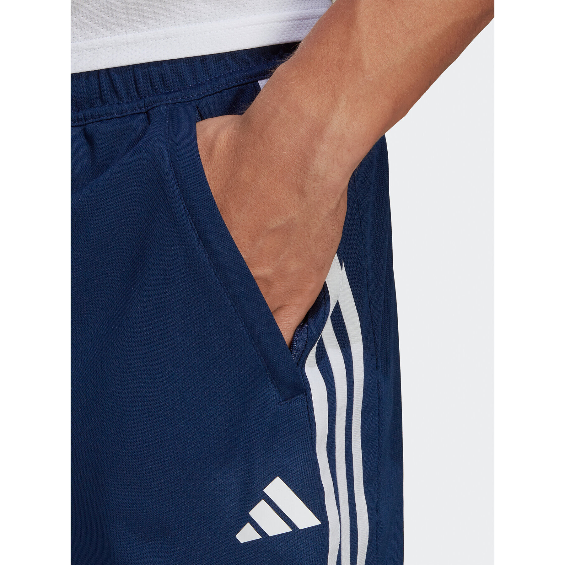 adidas Pantaloni scurți sport Train Essentials Piqué 3-Stripes Training Shorts IB8112 Albastru Regular Fit - Pled.ro