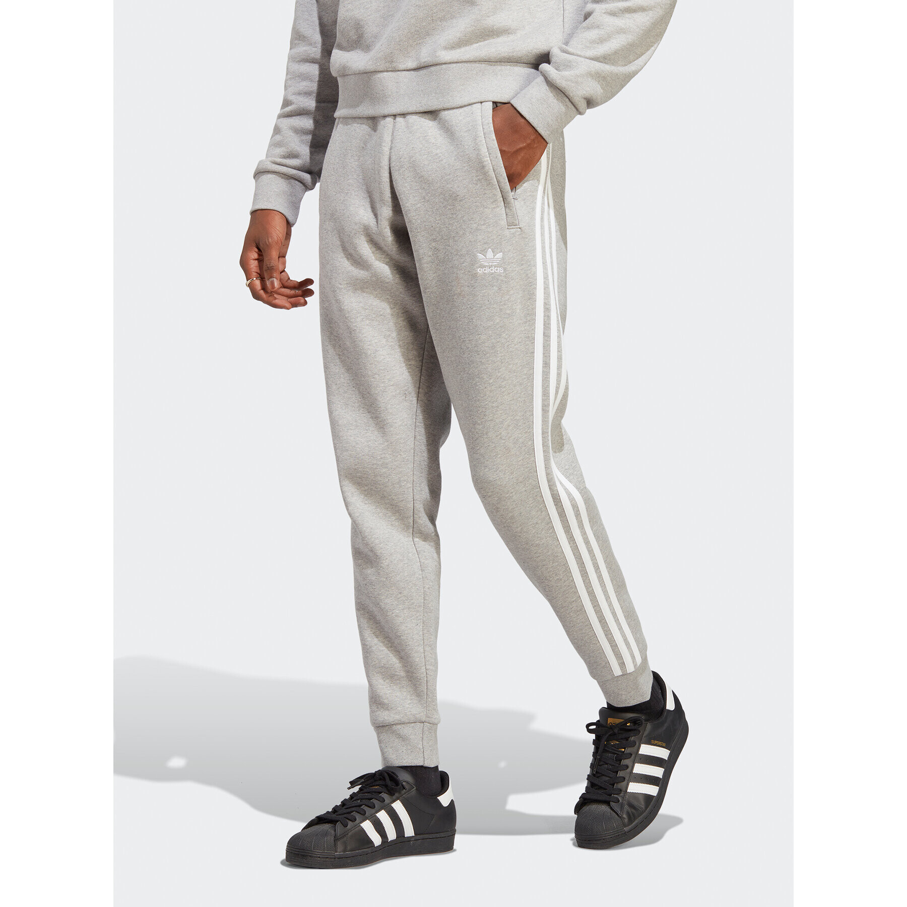 adidas Pantaloni trening Adicolor Classics 3-Stripes Joggers IA4795 Gri Fitted Fit - Pled.ro