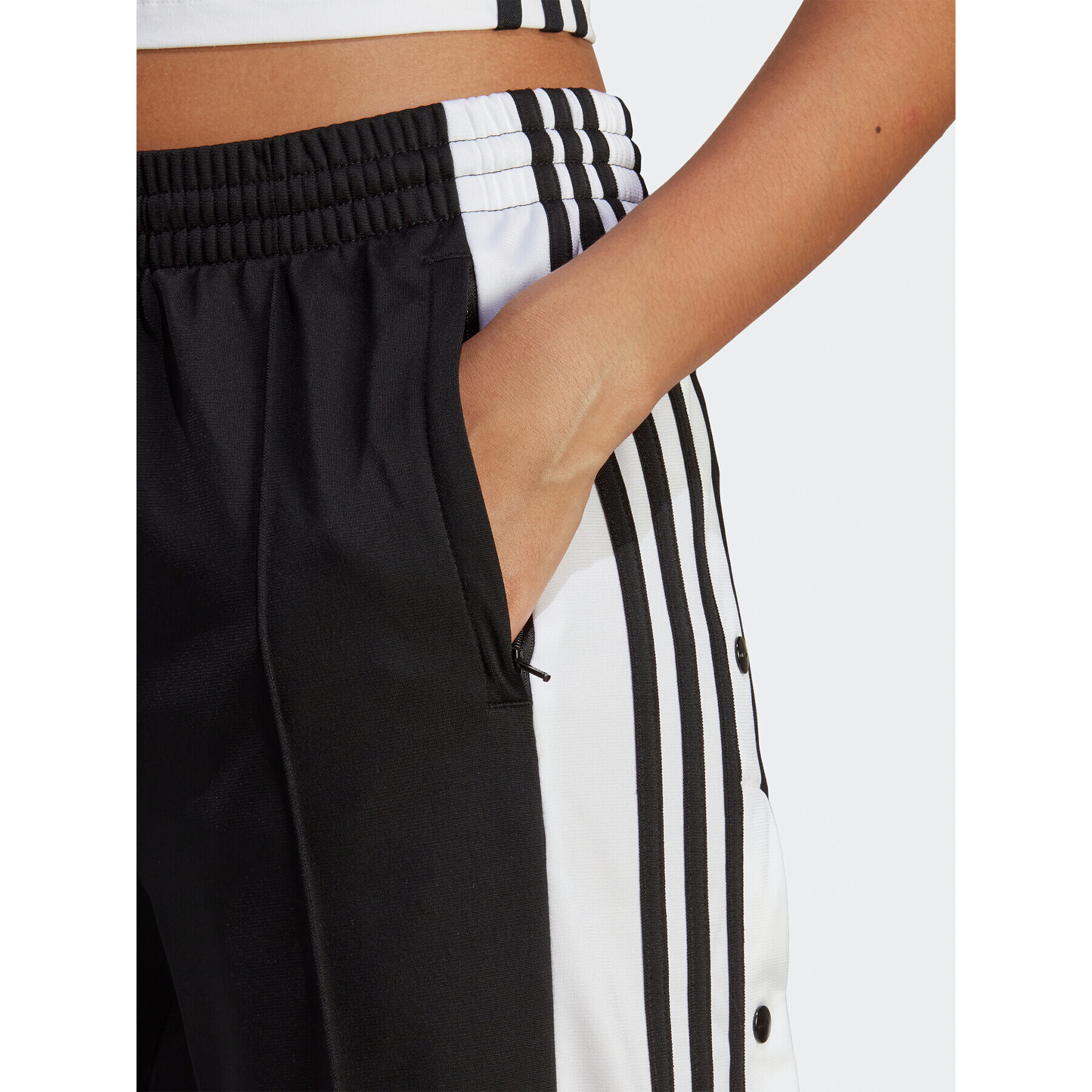 adidas Pantaloni trening Adicolor Classics Adibreak Joggers IB5924 Negru Relaxed Fit - Pled.ro