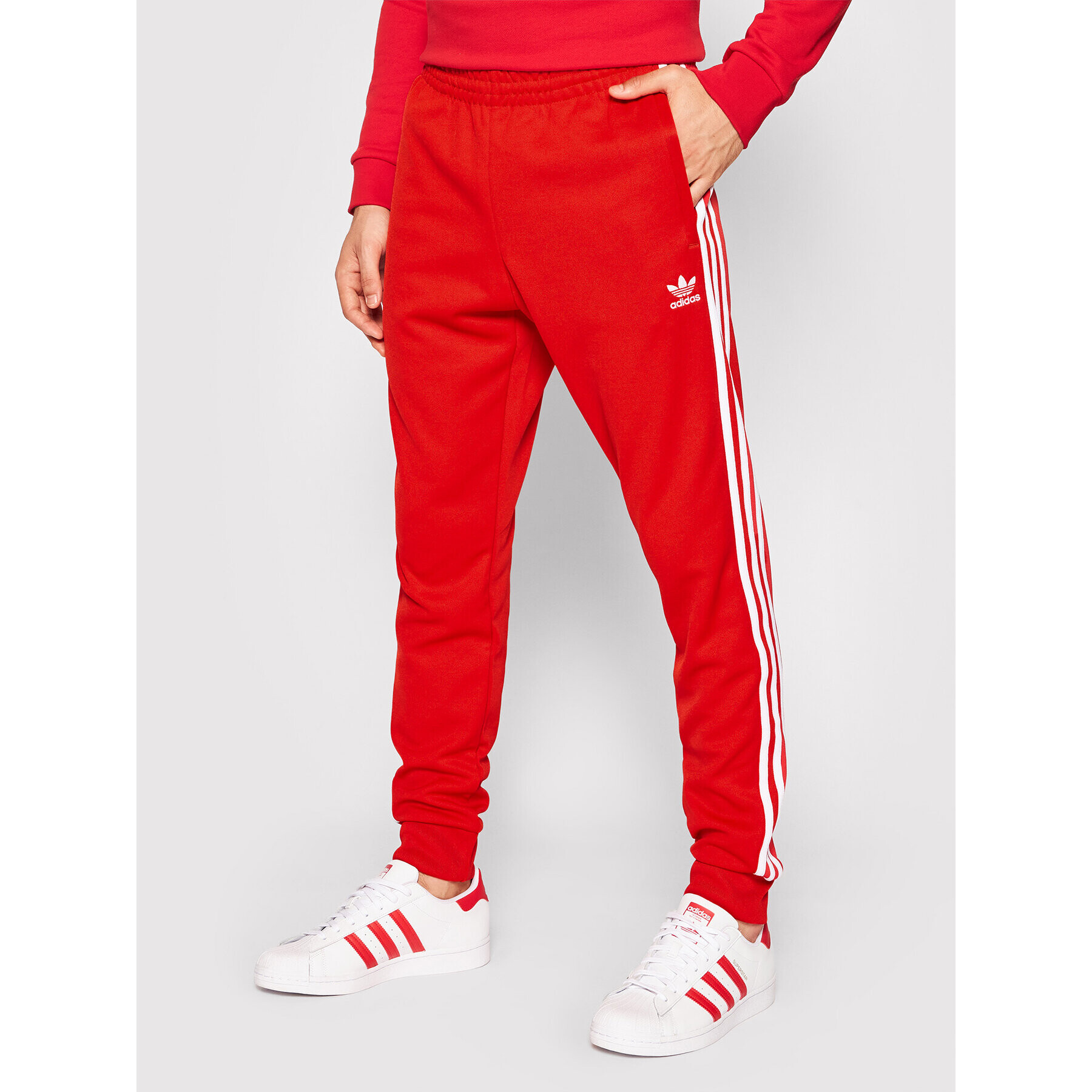 adidas Pantaloni trening adicolor Classics H06713 Roșu Slim Fit - Pled.ro