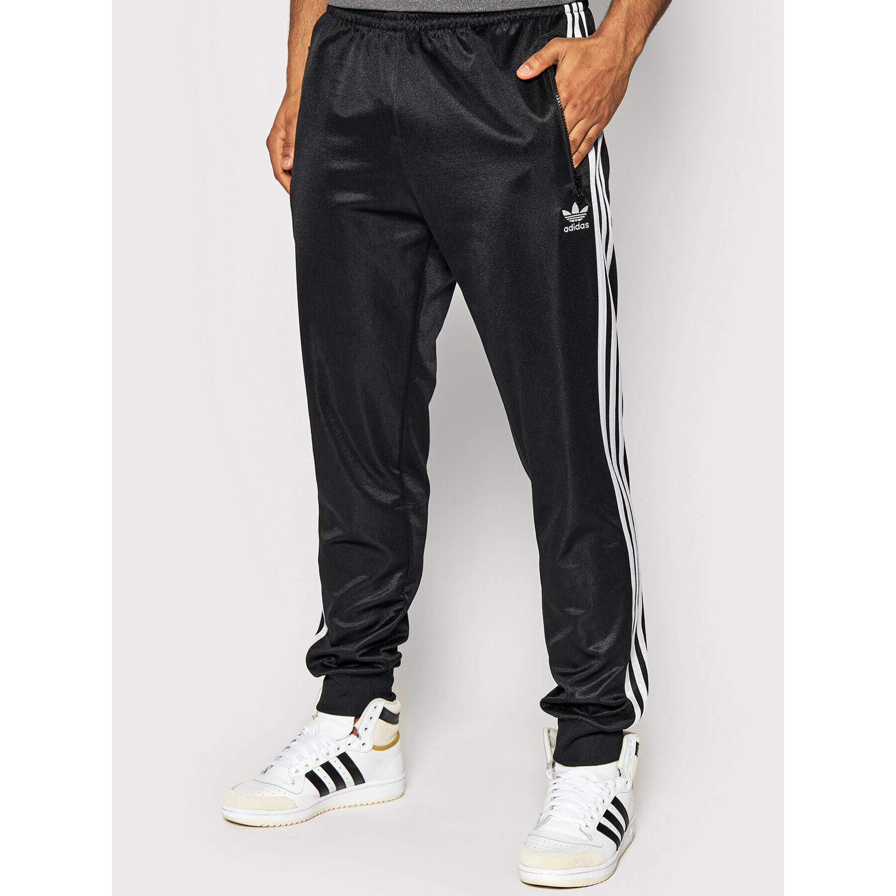 adidas Pantaloni trening adicolor Classics HC1934 Negru Slim Fit - Pled.ro