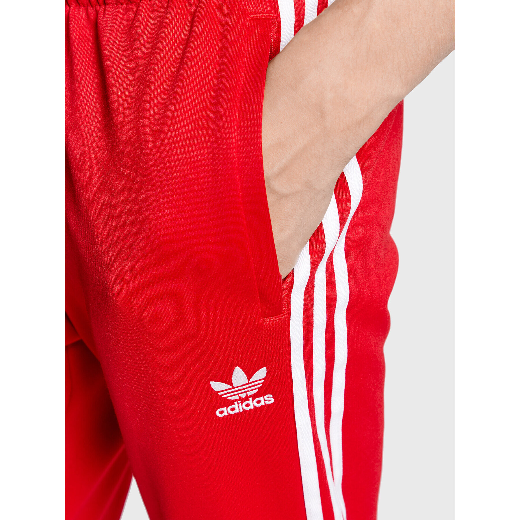 adidas Pantaloni trening Adicolor Classics IB1412 Roșu Slim Fit - Pled.ro