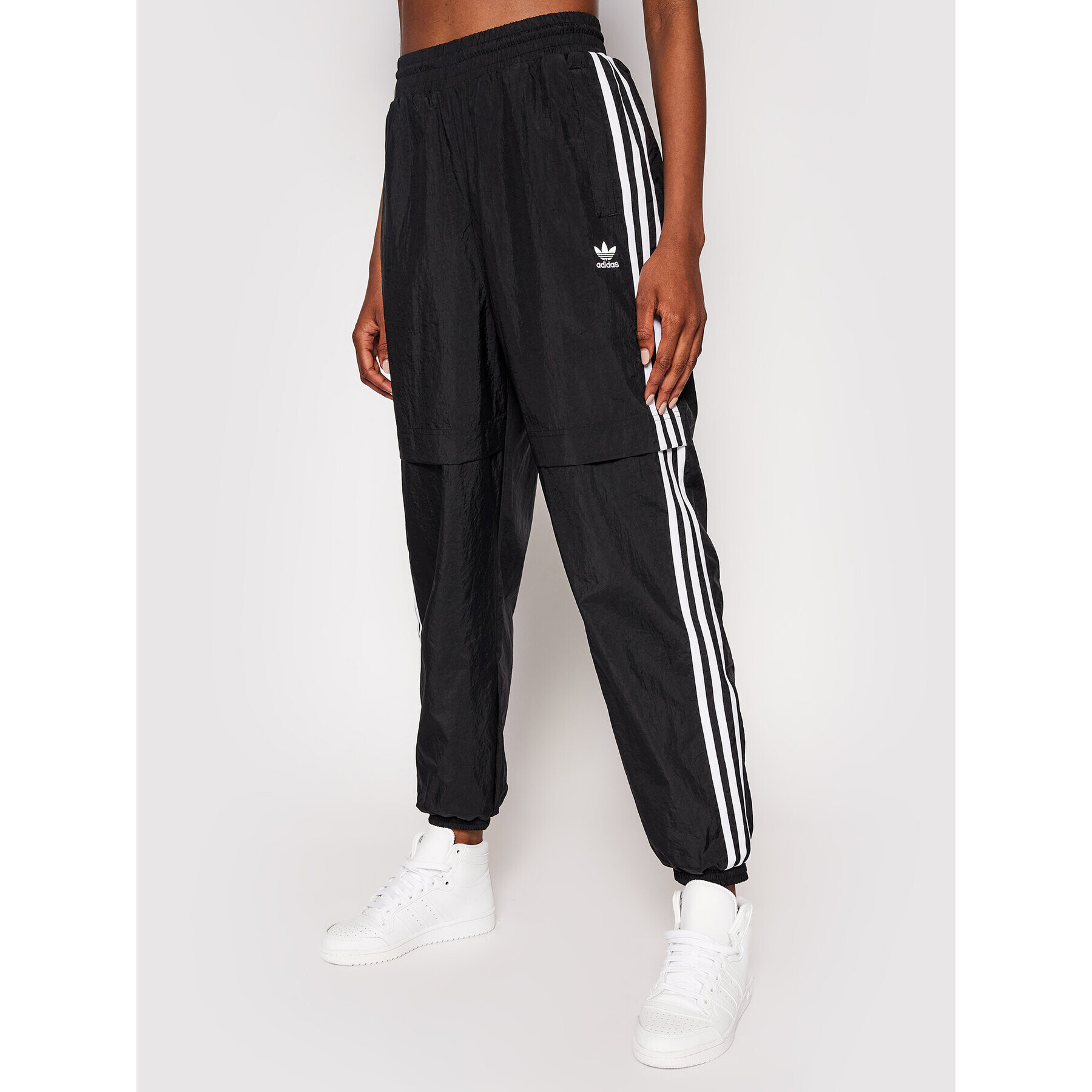 adidas Pantaloni trening adicolor Classics Japona GN2926 Negru Relaxed Fit - Pled.ro