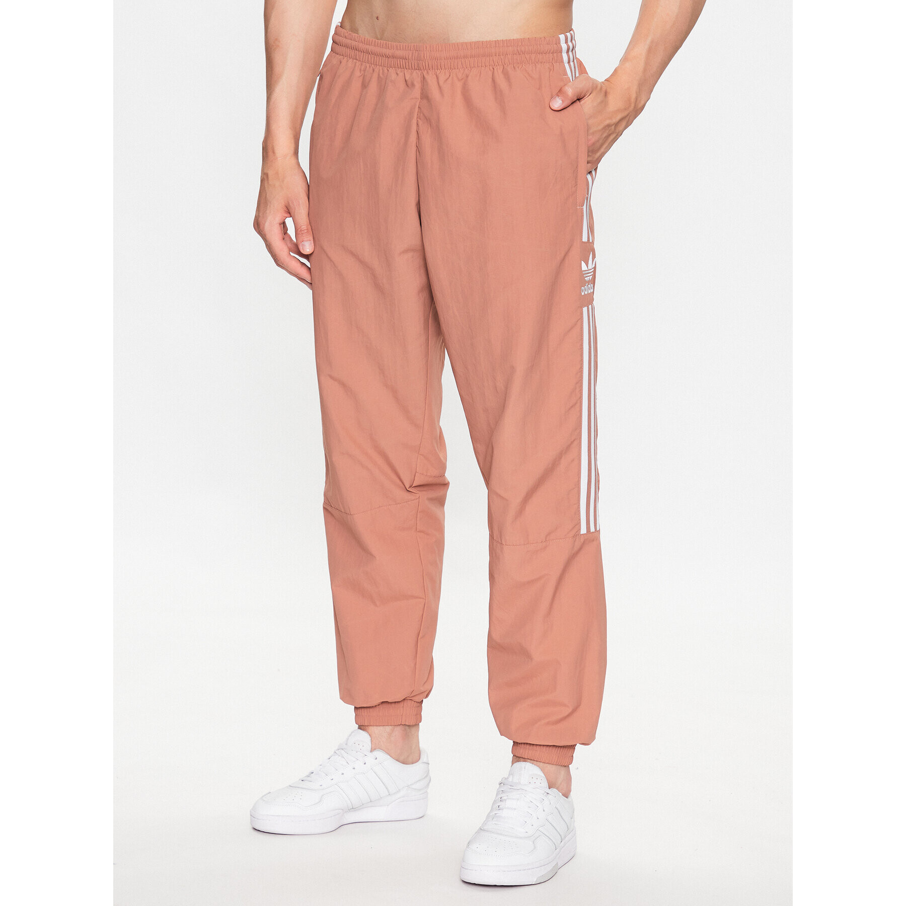 adidas Pantaloni trening Adicolor Classics Lock-Up Trefoil Tracksuit Bottoms IA6356 Maro Regular Fit - Pled.ro