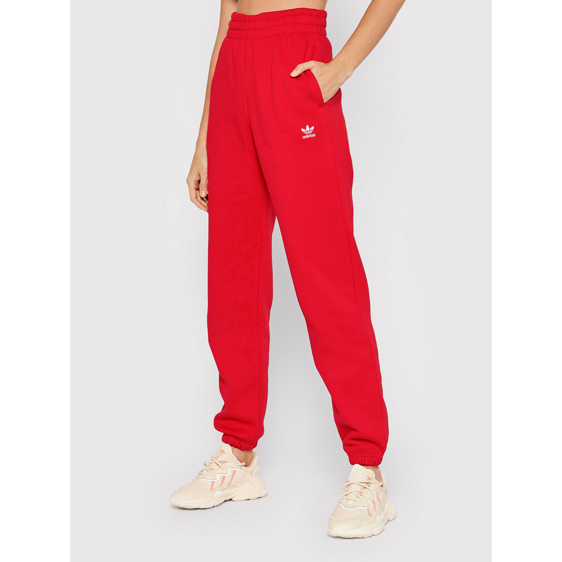 adidas Pantaloni trening adicolor Essentials Fleece HF7513 Roșu Regular Fit - Pled.ro