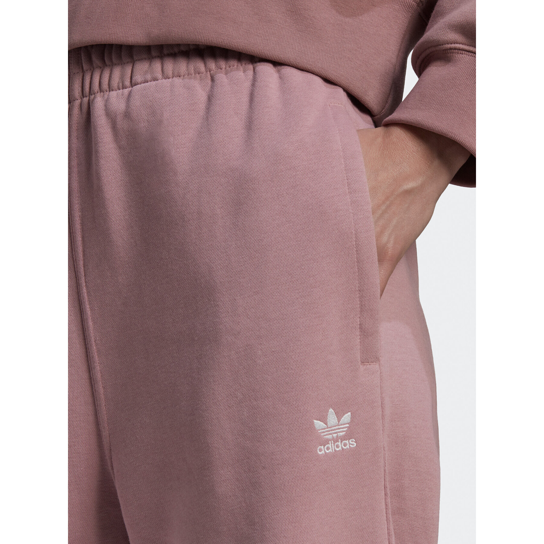 adidas Pantaloni trening adicolor Essentials Fleece HJ7863 Violet Regular Fit - Pled.ro