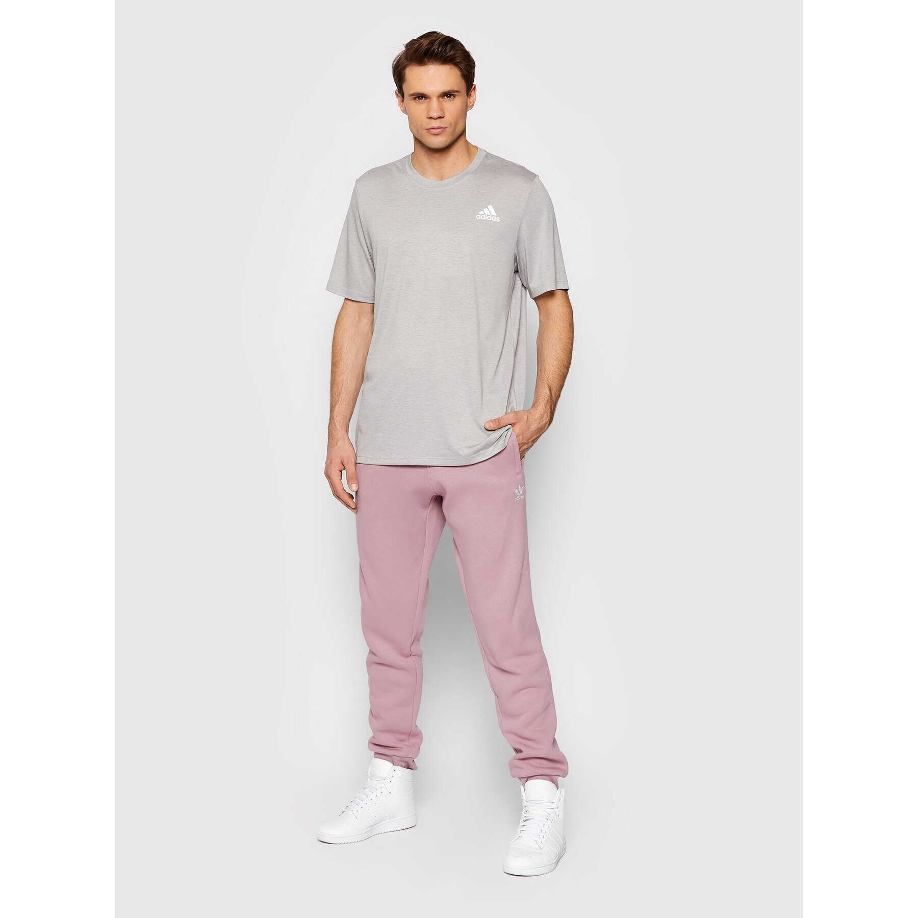 adidas Pantaloni trening adicolor Essentials HE9411 Violet Slim Fit - Pled.ro