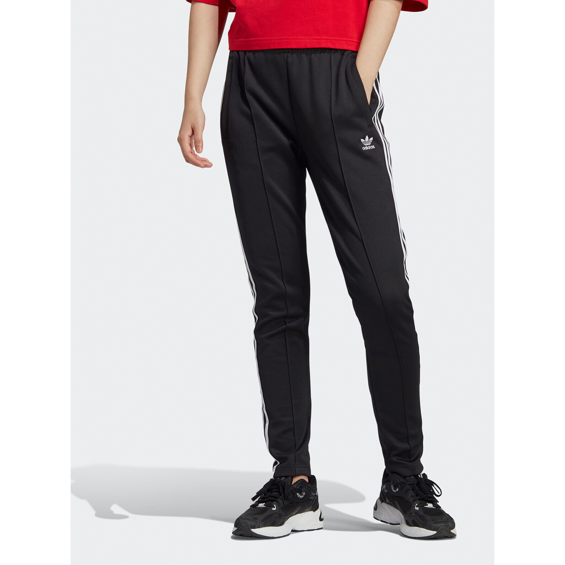 adidas Pantaloni trening adicolor IB5916 Negru Slim Fit - Pled.ro