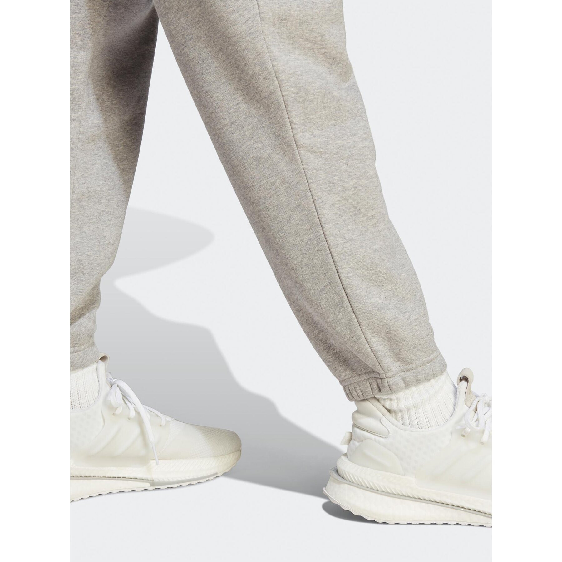 adidas Pantaloni trening All SZN Fleece IJ6882 Gri Regular Fit - Pled.ro