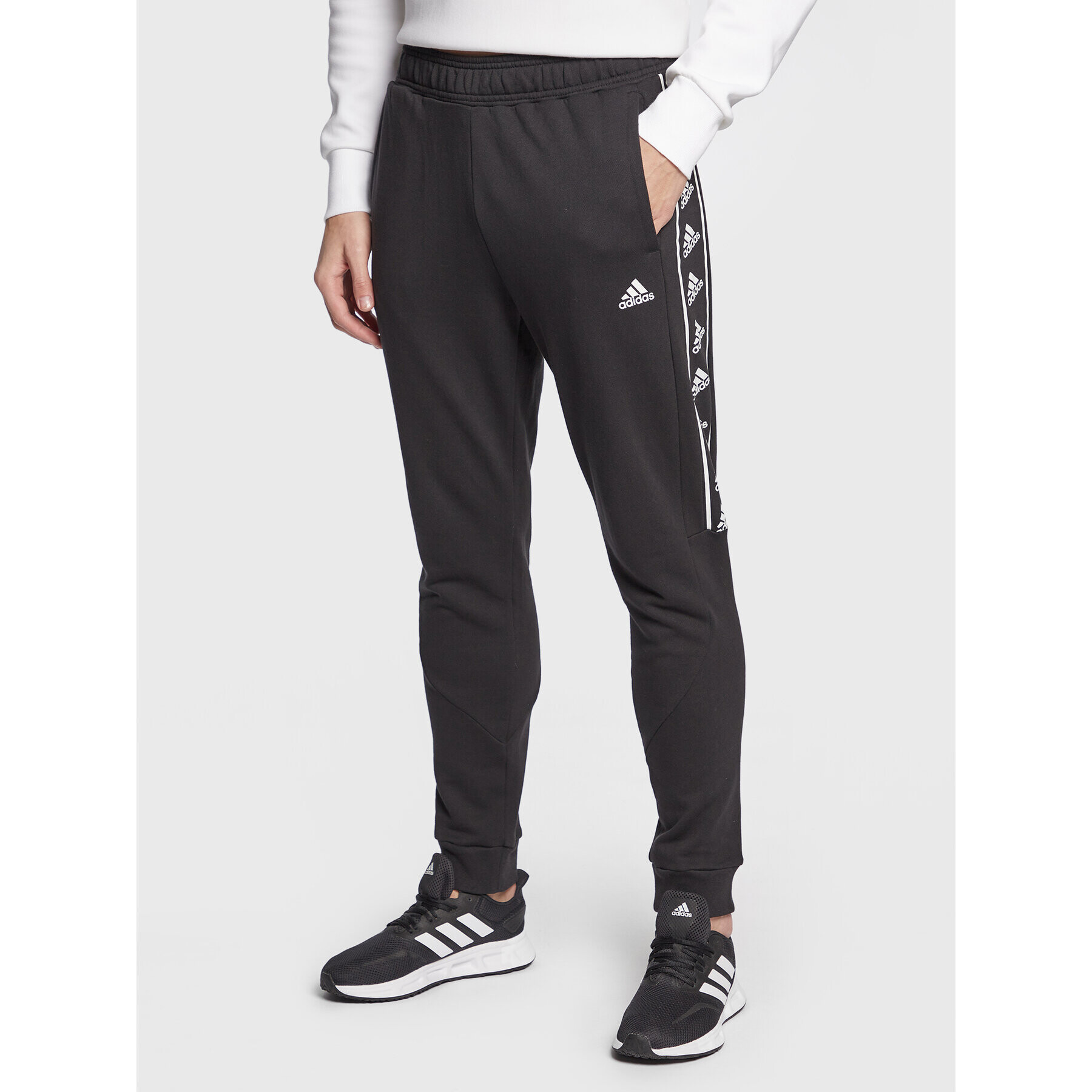 adidas Pantaloni trening Brandlove IC6795 Negru Regular Fit - Pled.ro