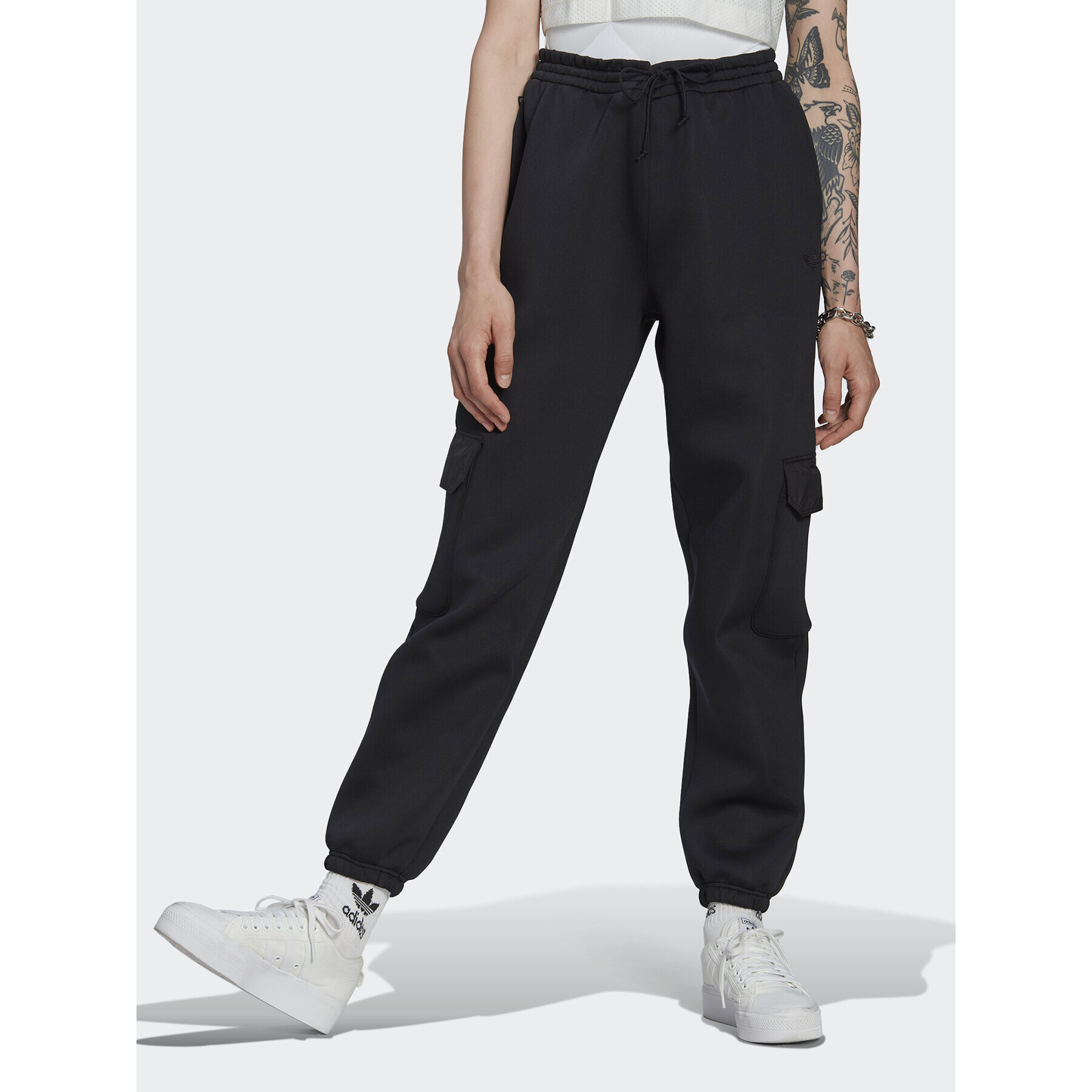 adidas Pantaloni trening Cargo HM1567 Negru Regular Fit - Pled.ro