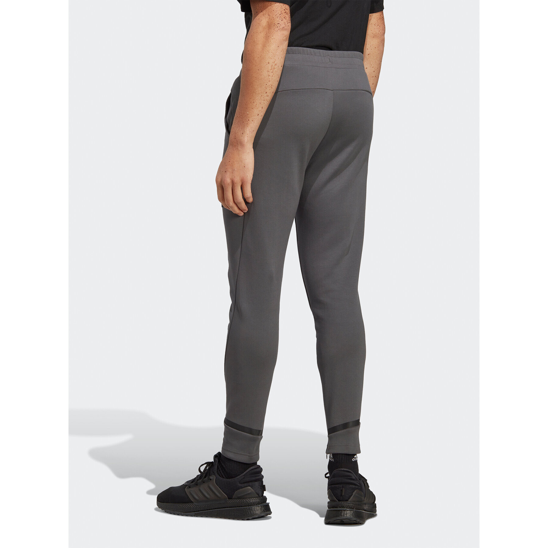 adidas Pantaloni trening Designed for Gameday Tracksuit Bottoms IC8037 Gri Slim Fit - Pled.ro