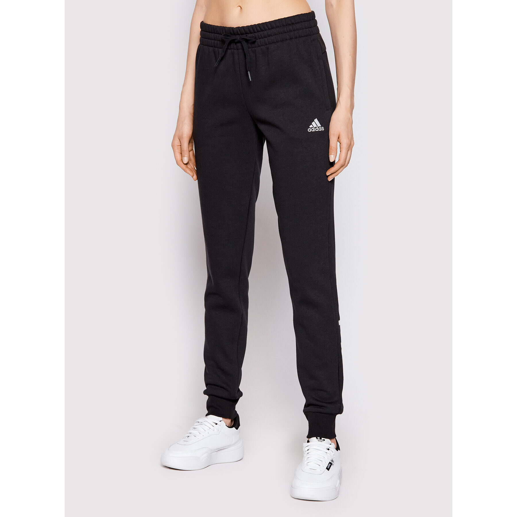 adidas Pantaloni trening Essentials Fleece GM5547 Negru Regular Fit - Pled.ro