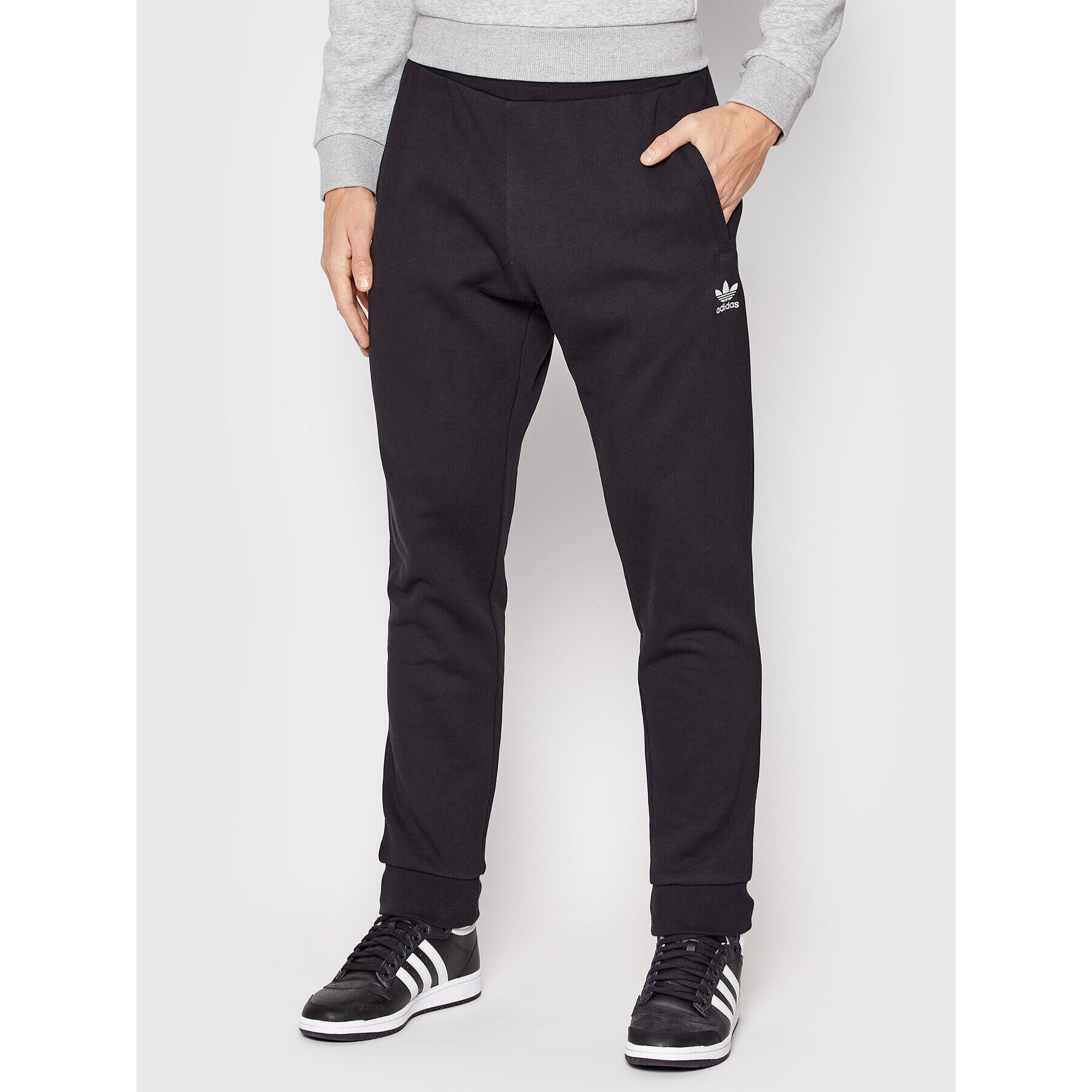 adidas Pantaloni trening Essentials HC5126 Negru Slim Fit - Pled.ro