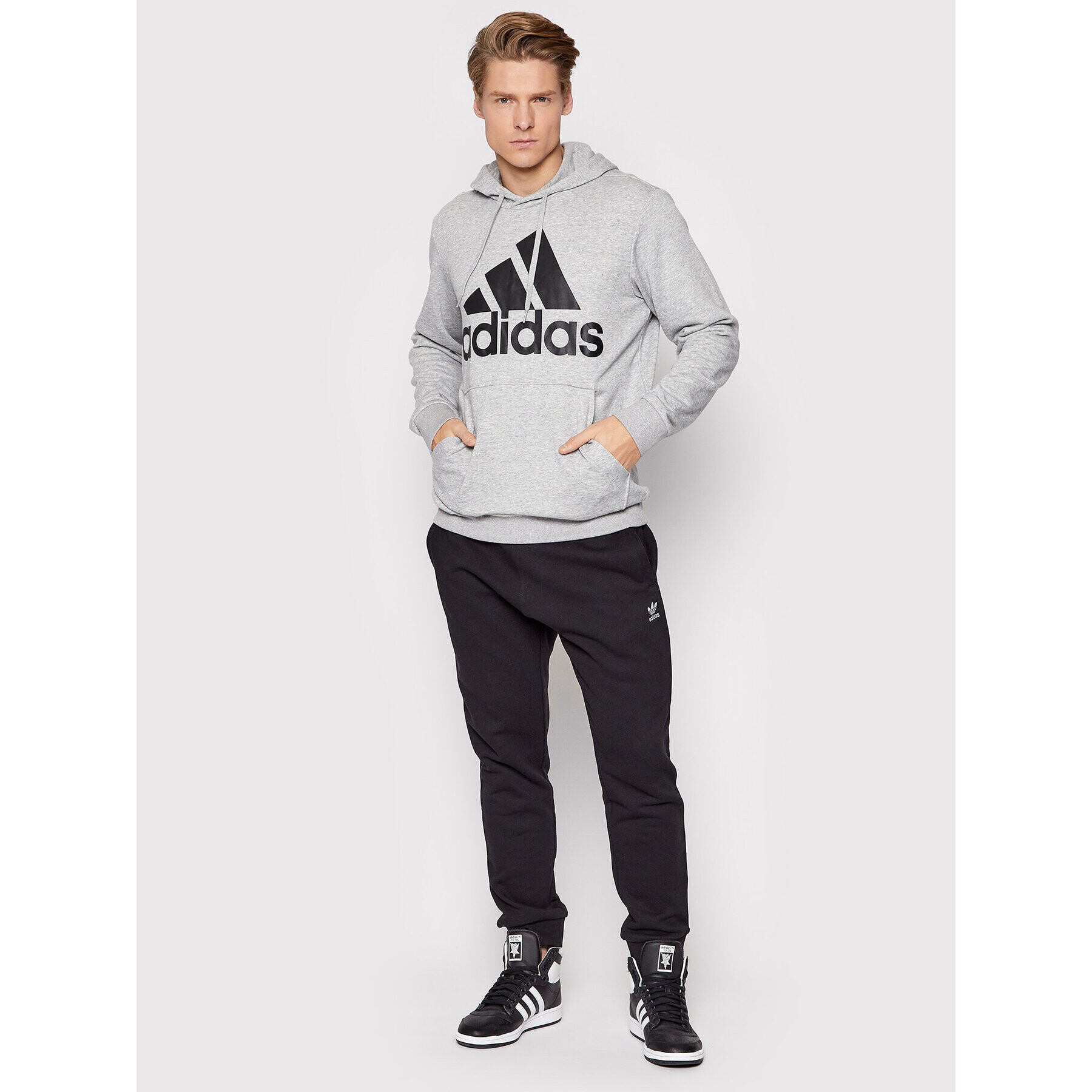 adidas Pantaloni trening Essentials HC5126 Negru Slim Fit - Pled.ro