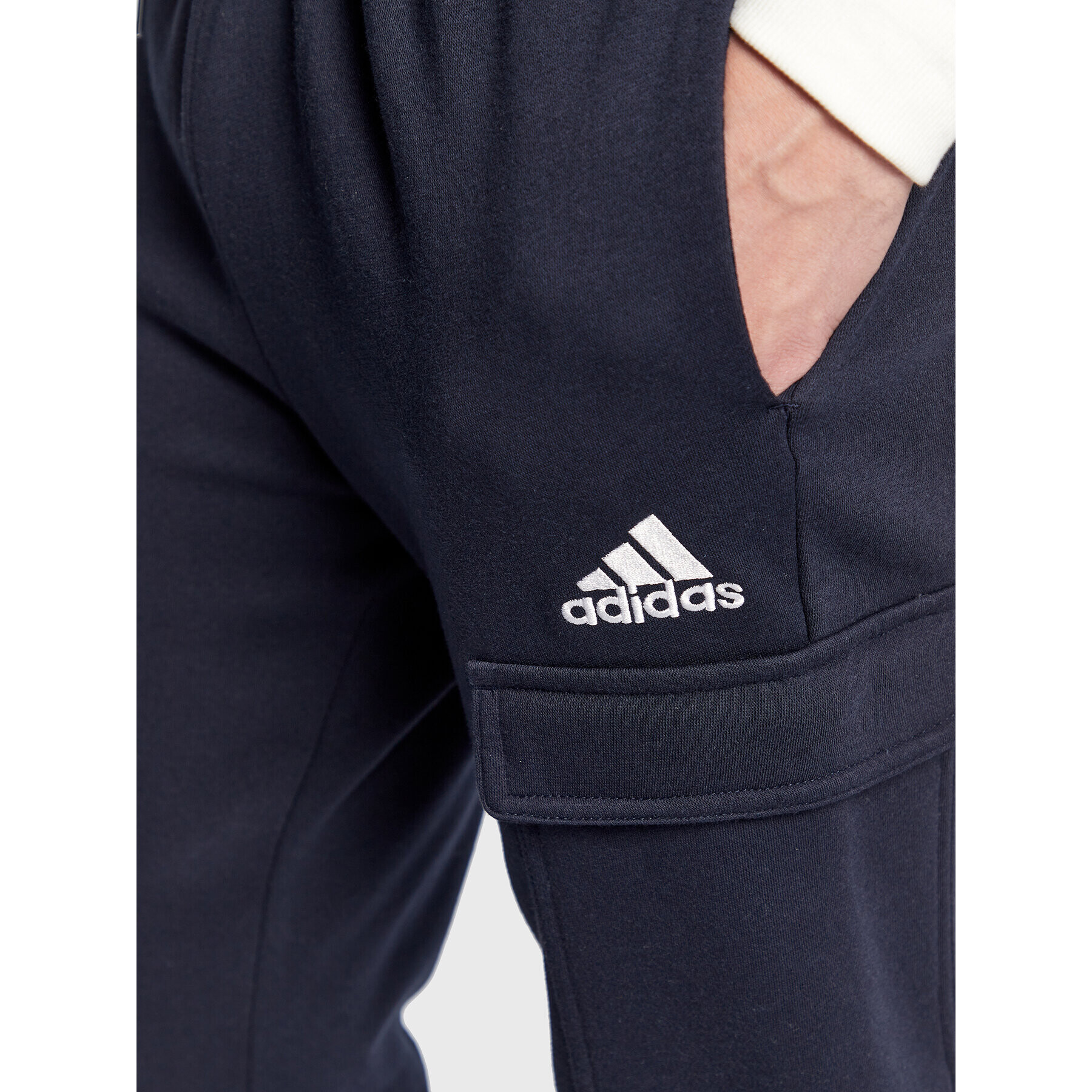 adidas Pantaloni trening Essentials HL2232 Bleumarin Regular Fit - Pled.ro