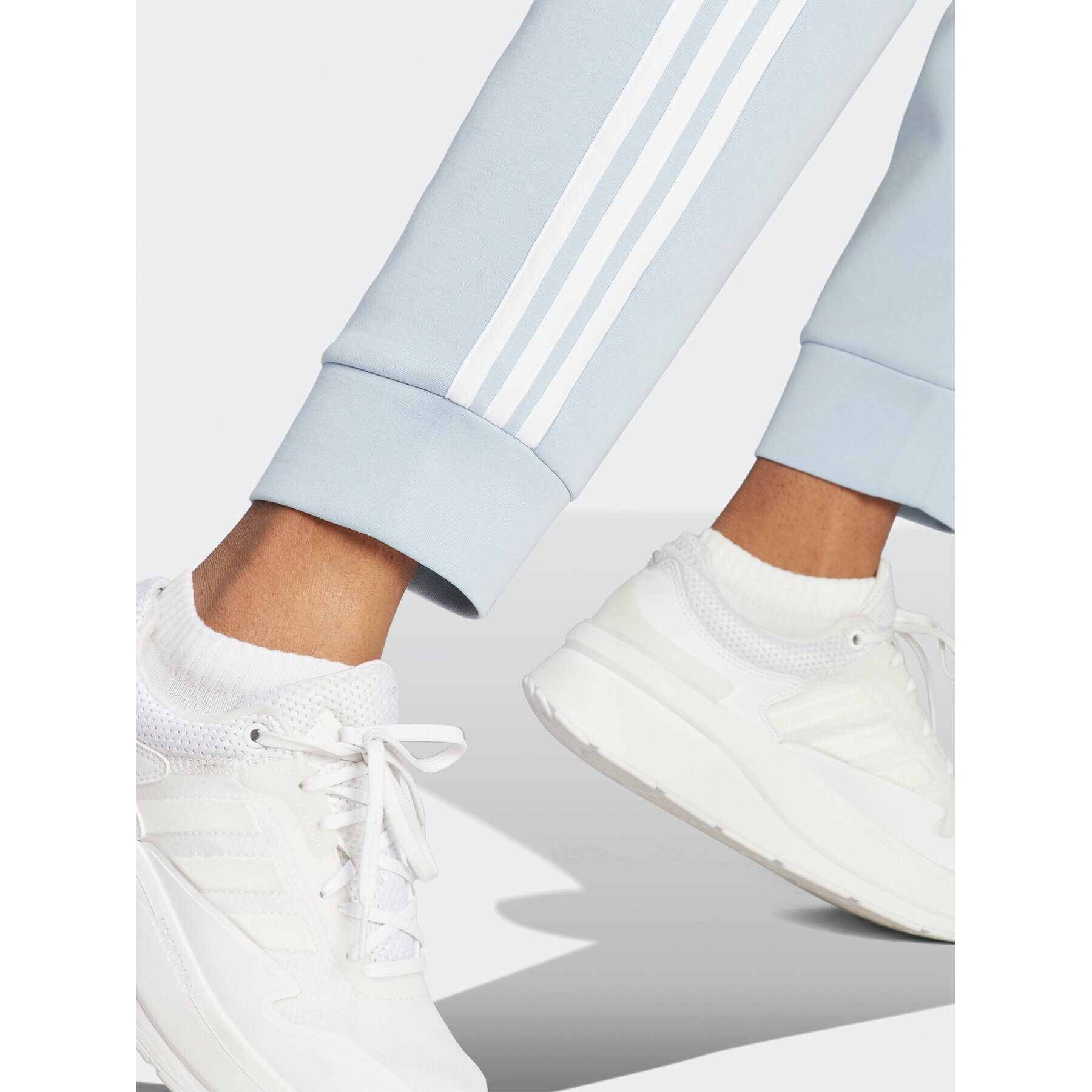 adidas Pantaloni trening Future Icons 3-Stripes IM2545 Albastru Regular Fit - Pled.ro