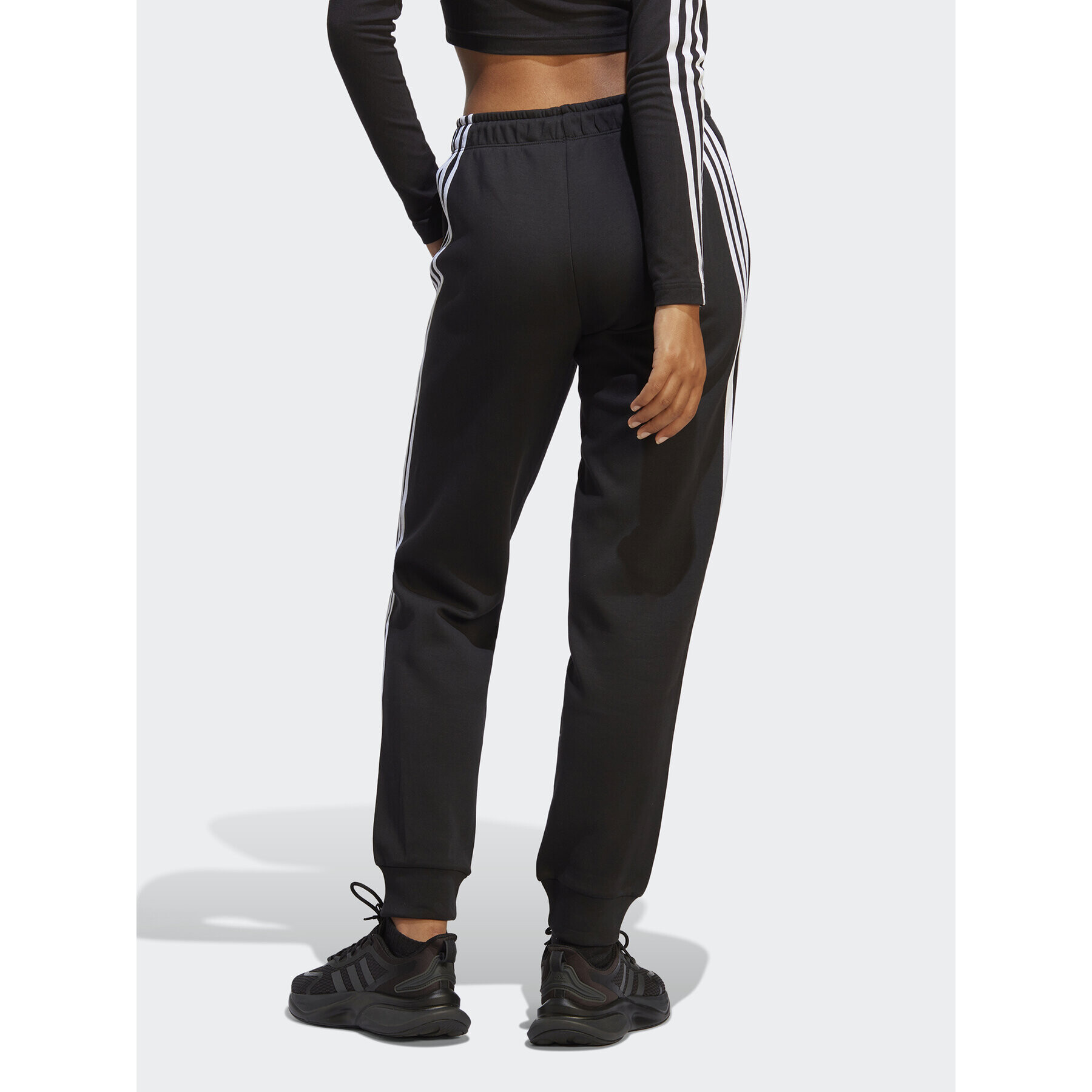 adidas Pantaloni trening Future Icons 3-Stripes Regular Tracksuit Bottoms HT4704 Negru Regular Fit - Pled.ro